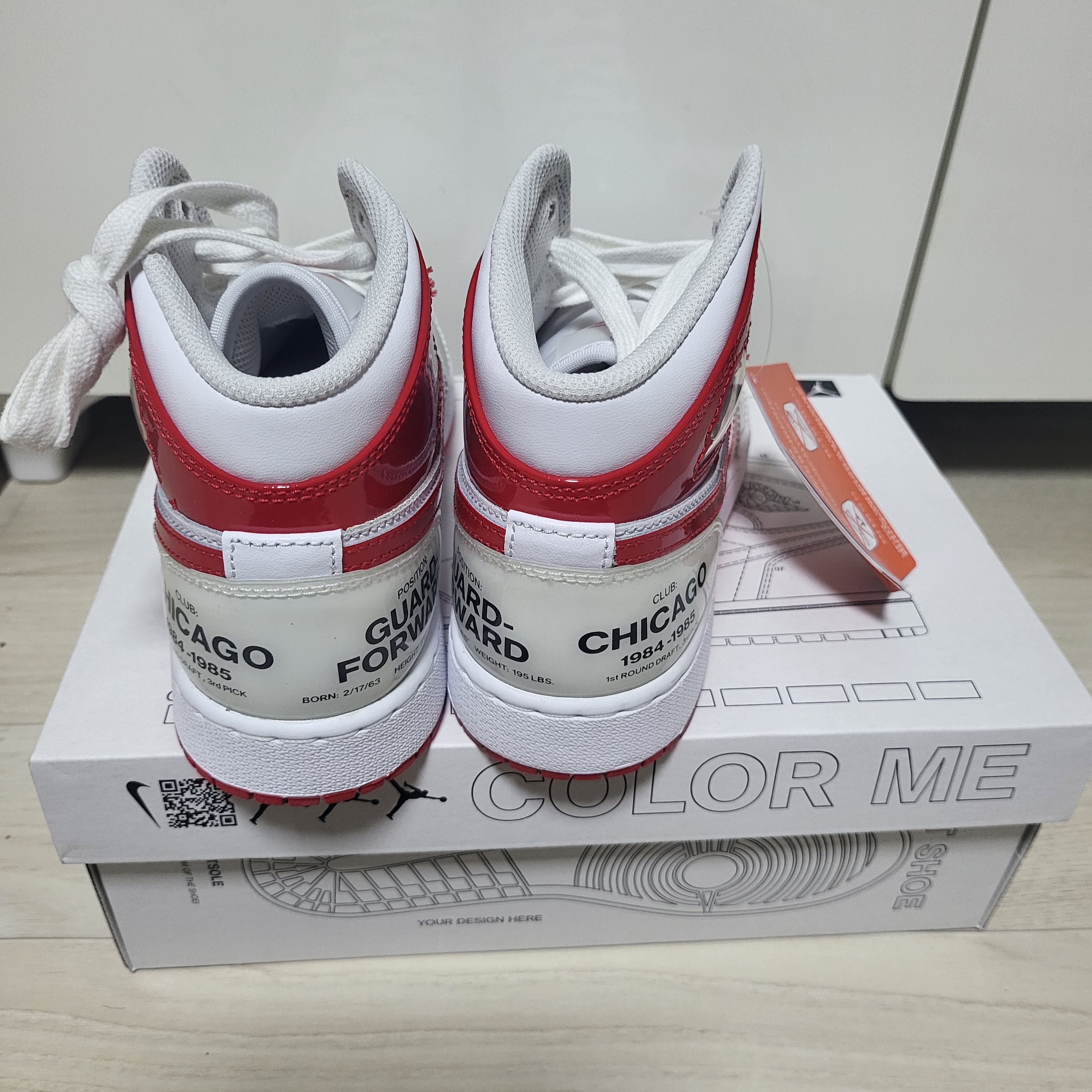(GS) Jordan 1 Mid SS White University Red 착용 스타일 - 4