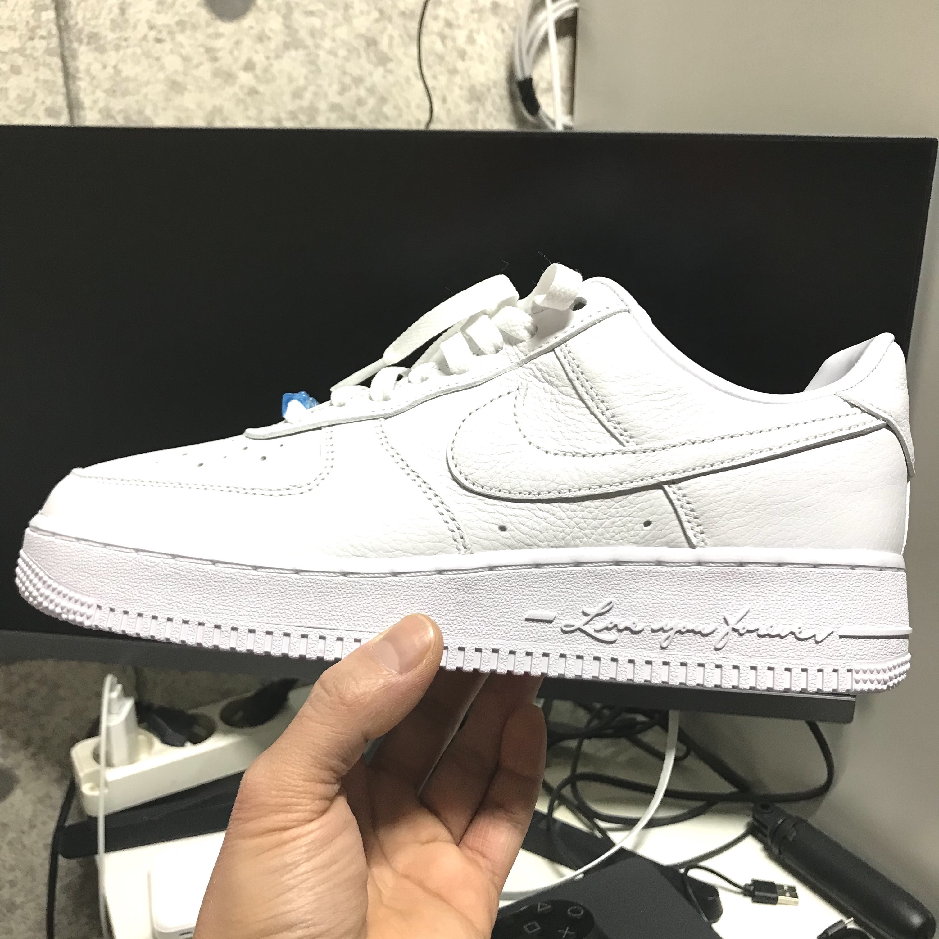 Nike x Drake Nocta Air Force 1 Low SP Certified Lover Boy White 착용 스타일 - 2