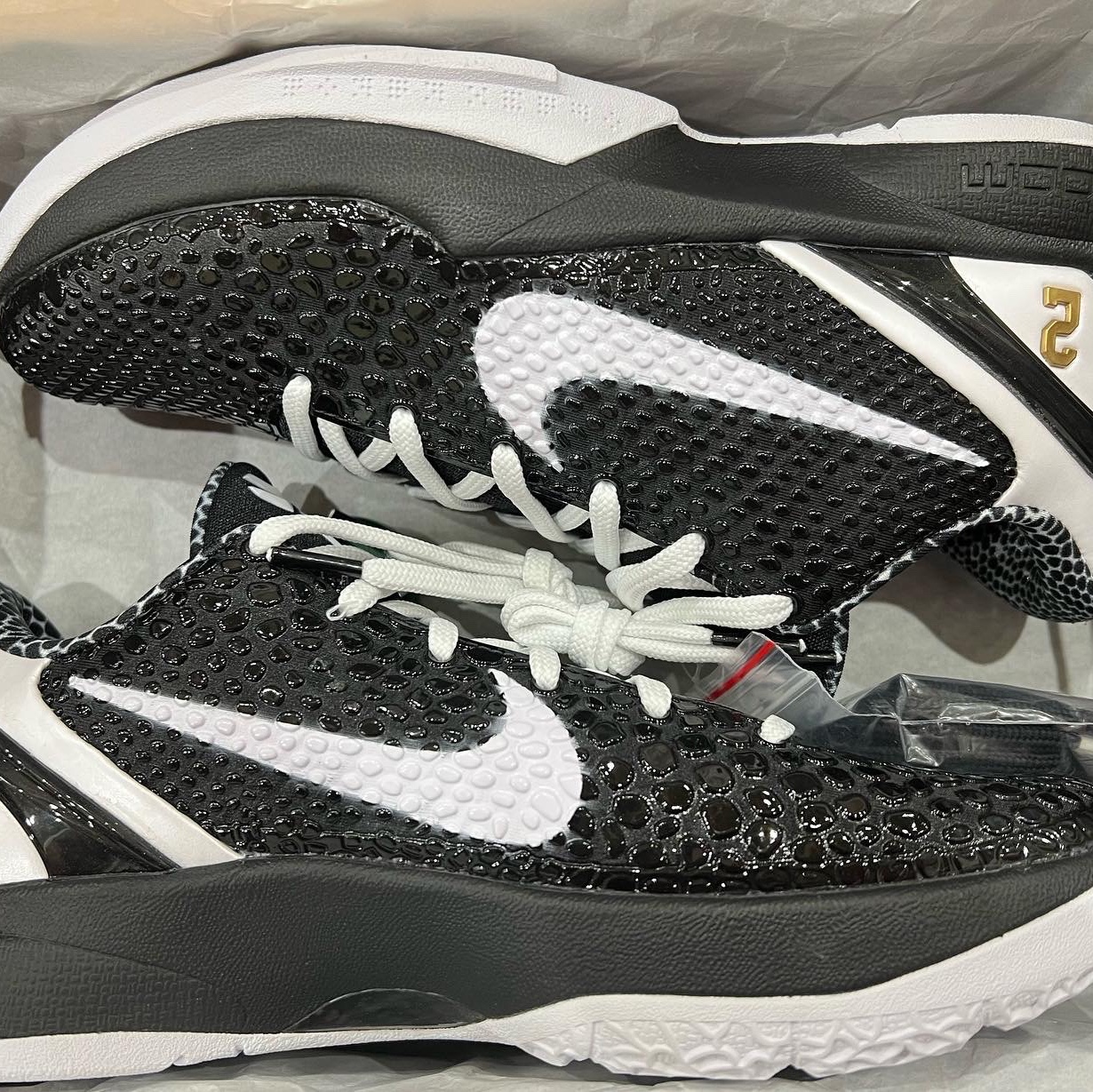 Nike Kobe 6 Protro Mambacita Sweet 16 착용 스타일 - 2
