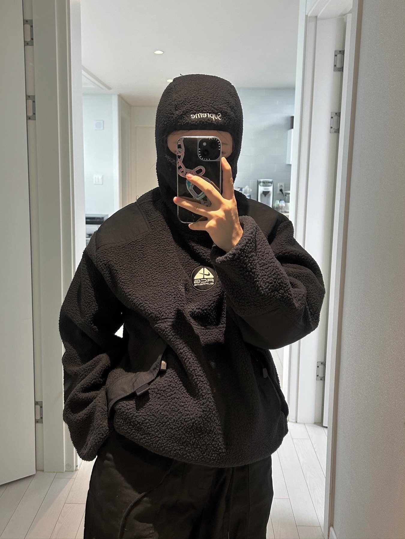 Supreme x Nike ACG Fleece Pullover Black - 22FW, (GS) Jordan 1 Retro High OG Chicago 2022 착용 스타일 - 3
