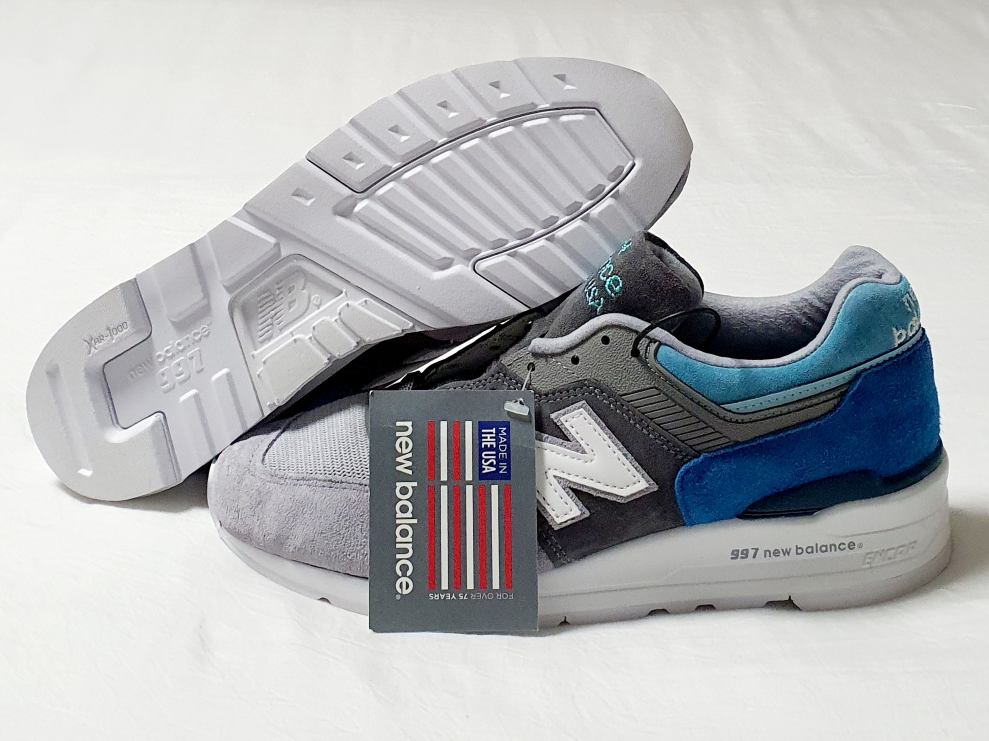 New Balance 997 Color Spectrum 착용 스타일 - 2