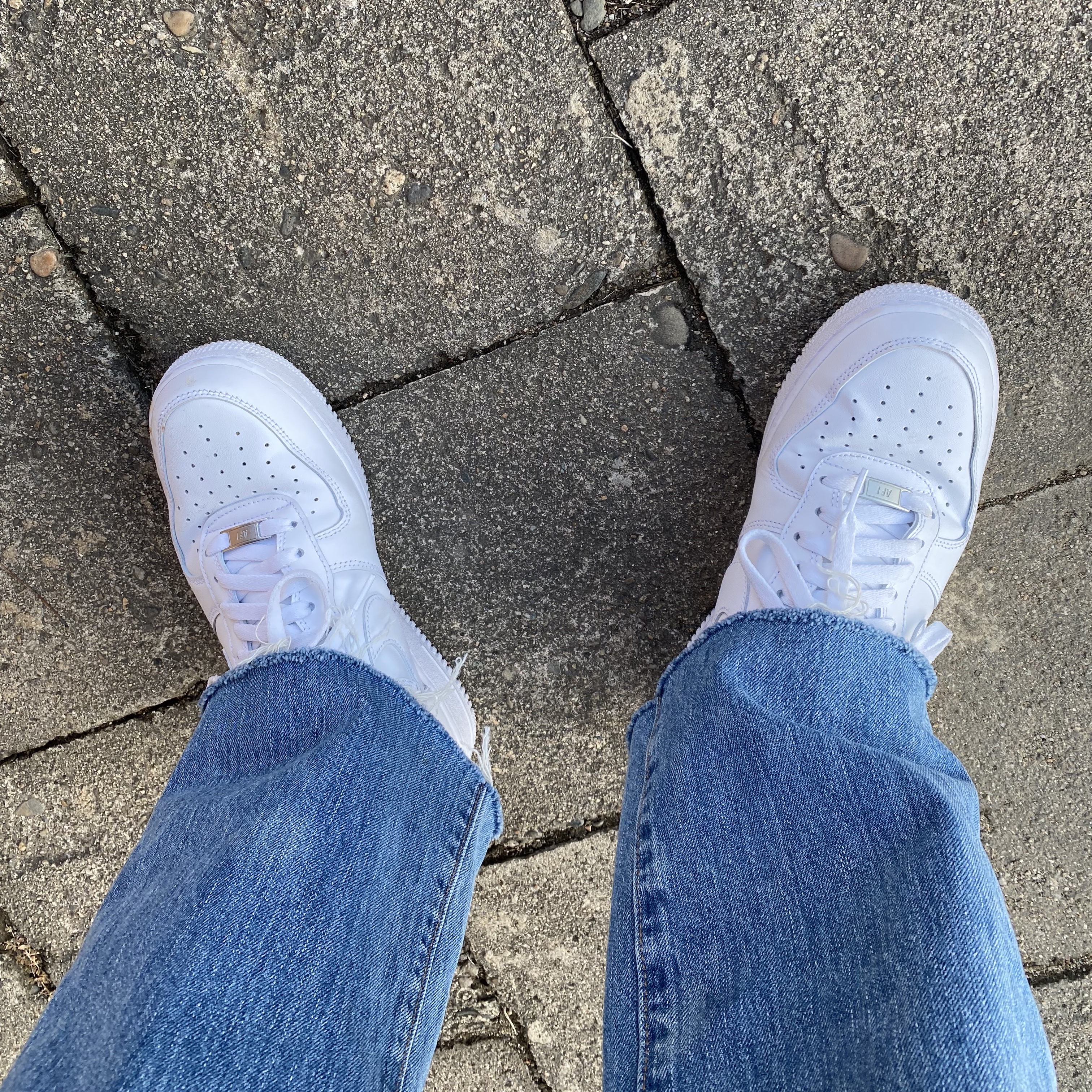Nike Air Force 1 '07 Low White 착용 스타일 - 1