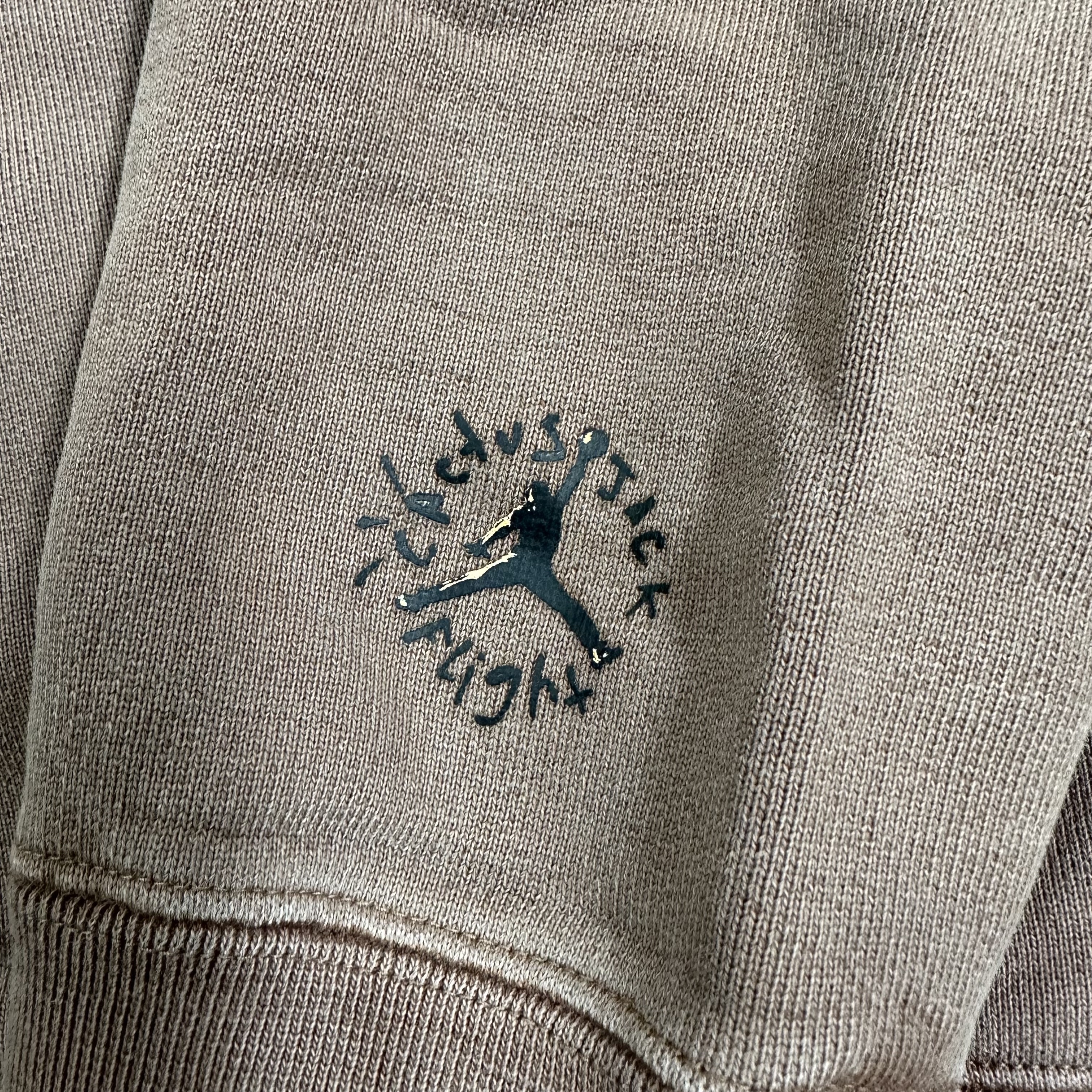 Jordan x Travis Scott Hoodie Antique Brown - Asia 착용 스타일 - 4