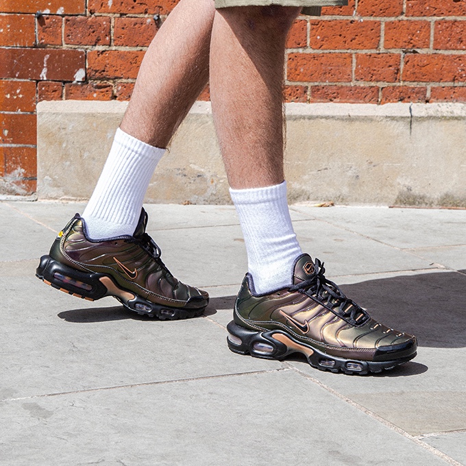 Nike Air Max Plus OG Scarab 착용 스타일 - 2