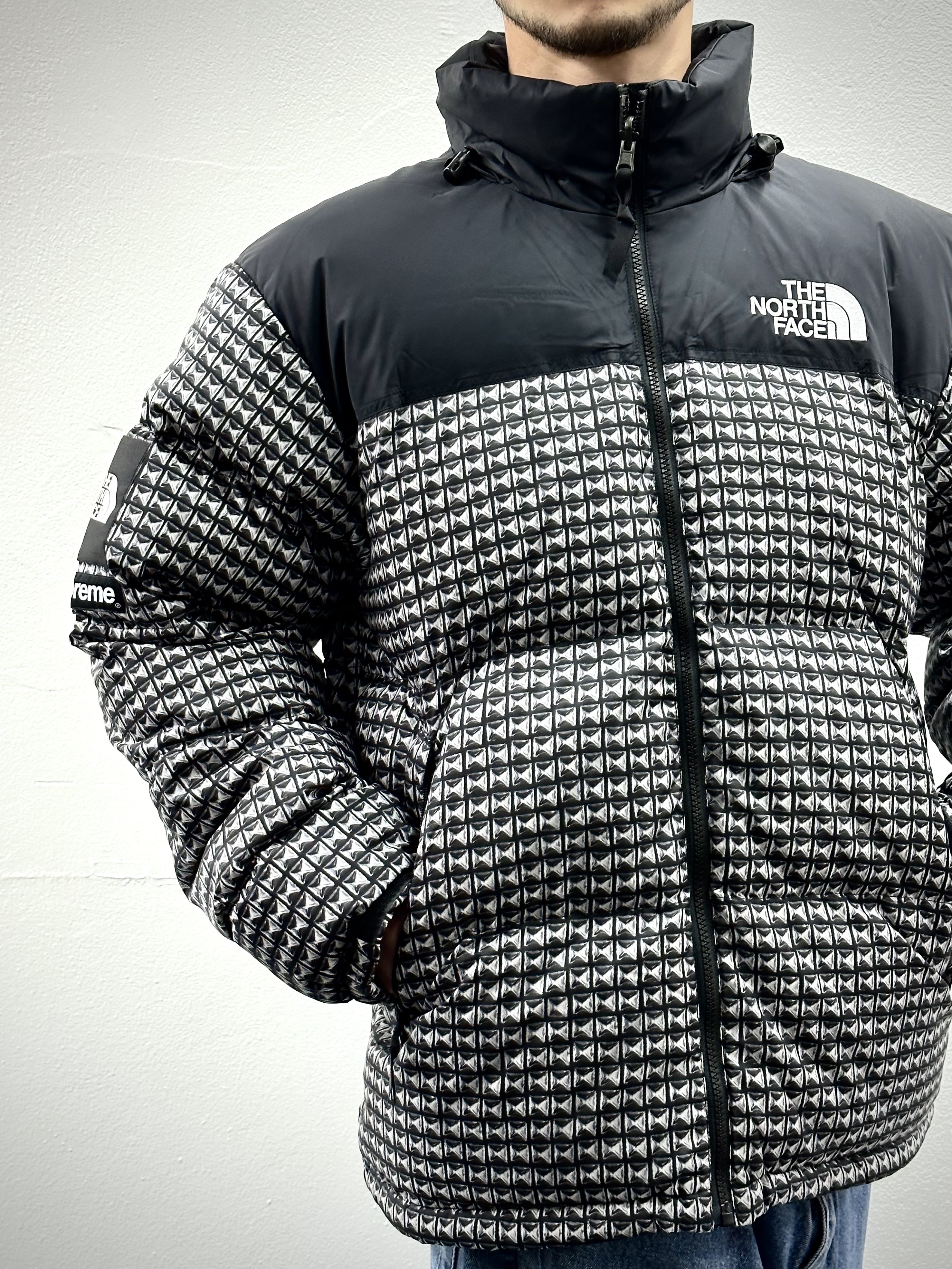 Supreme x The North Face Studded Nuptse Jacket Black - 21SS 착용 스타일