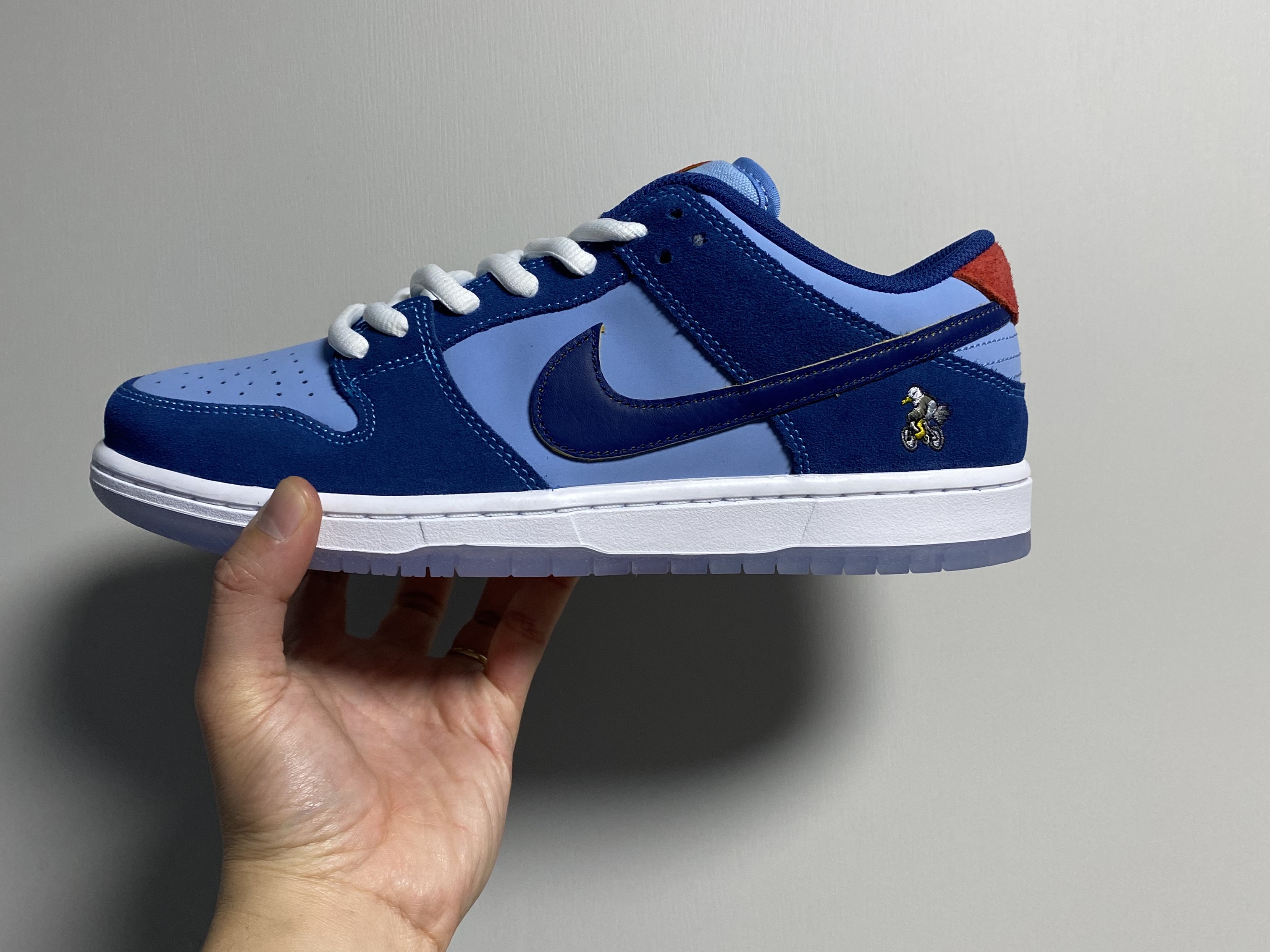 Nike x Why So Sad? SB Dunk Low Pro Coastal Blue 착용 스타일