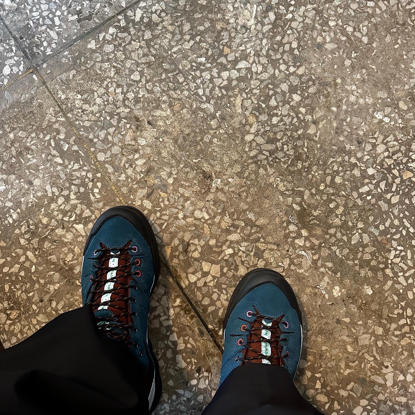 Salomon x The Broken Arm X-Desalpes GTX for TBA Blue, Supreme x Nike ACG Fleece Pullover Black - 22FW 착용 스타일 - 4