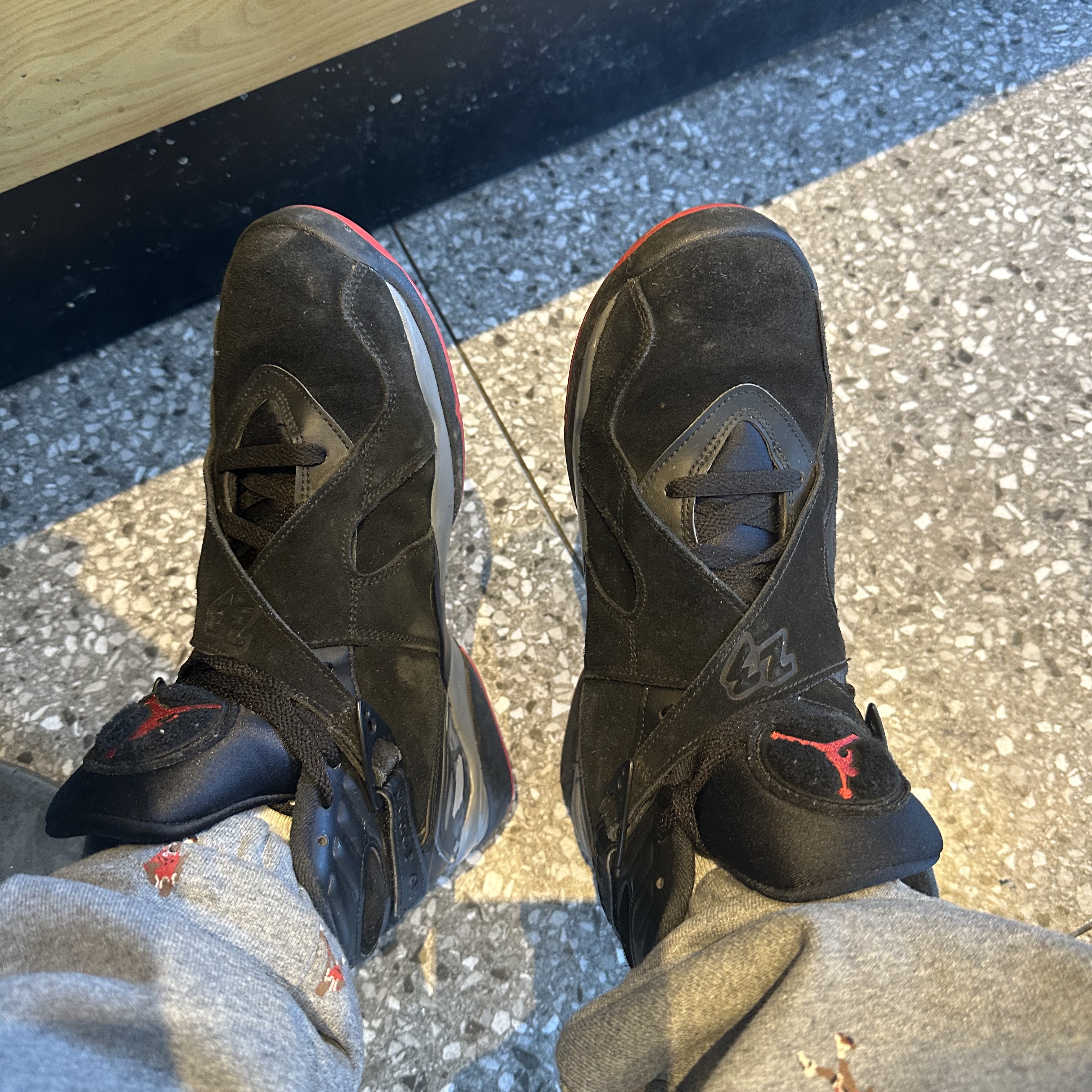 Jordan 8 Retro Bred 착용 스타일