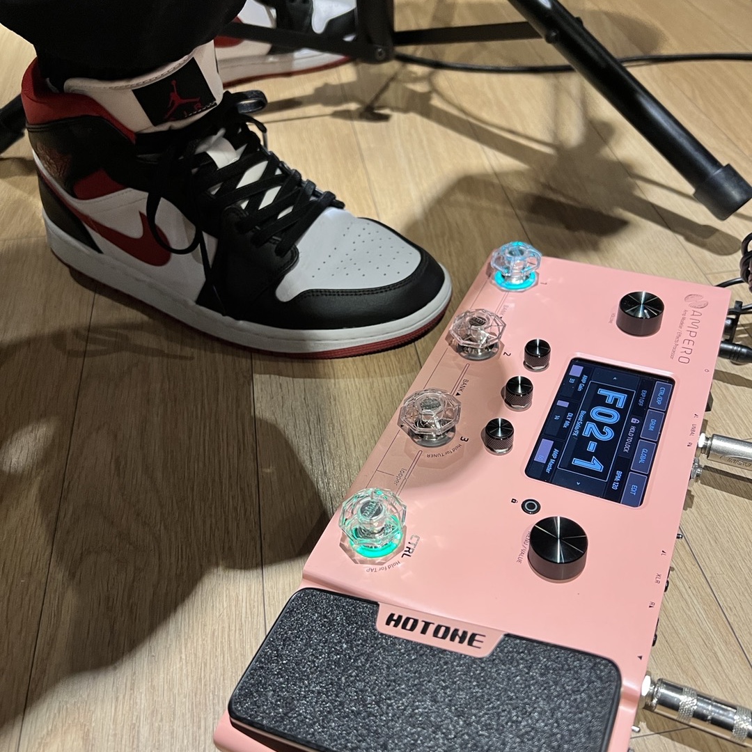 Jordan 1 Mid Gym Red Black White 착용 스타일