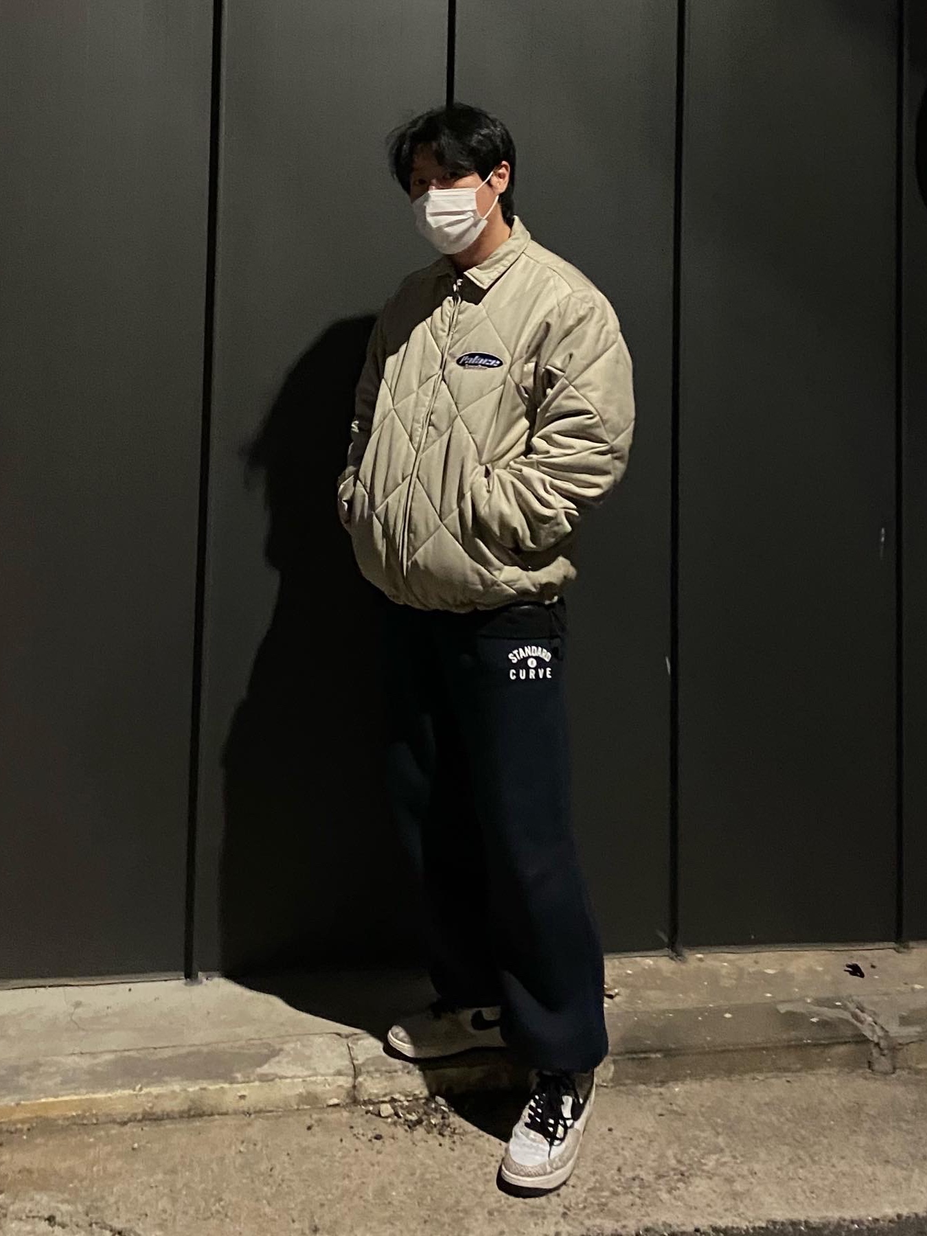 Palace Collared Puffa Stone - 21FW, Nike Air Force 1 Low Retro Cocoa Snake 2018 착용 스타일 - 1