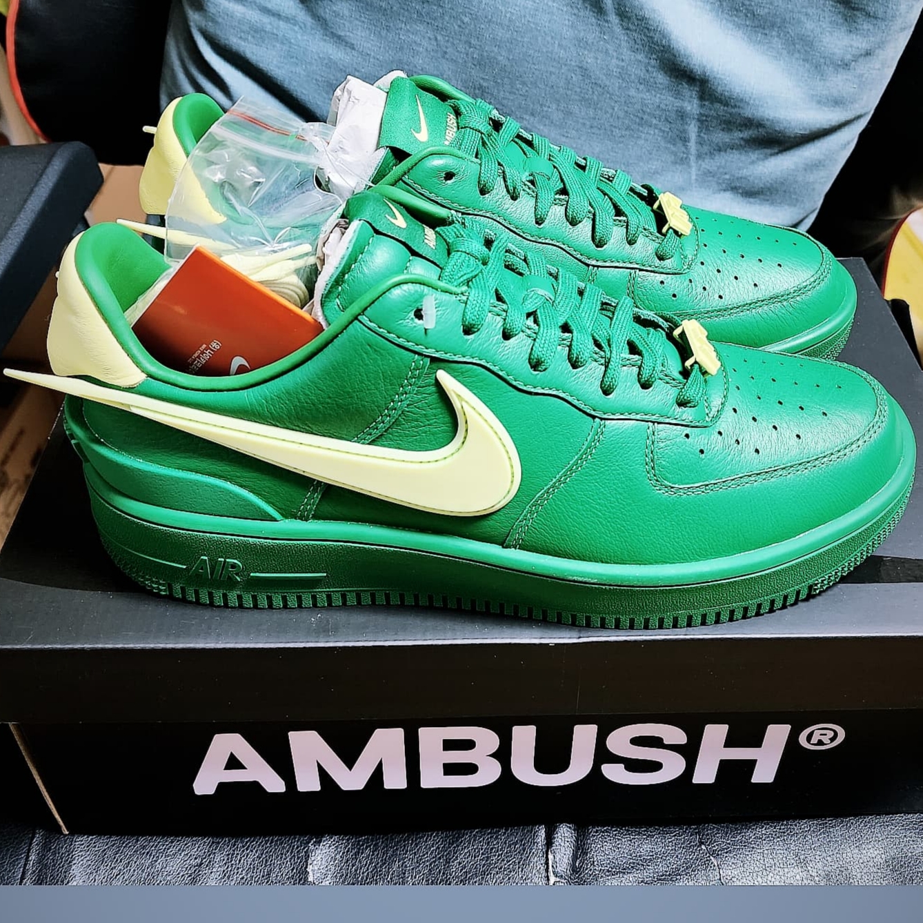 Nike x Ambush Air Force 1 Low SP Pine Green and Citron 착용 스타일