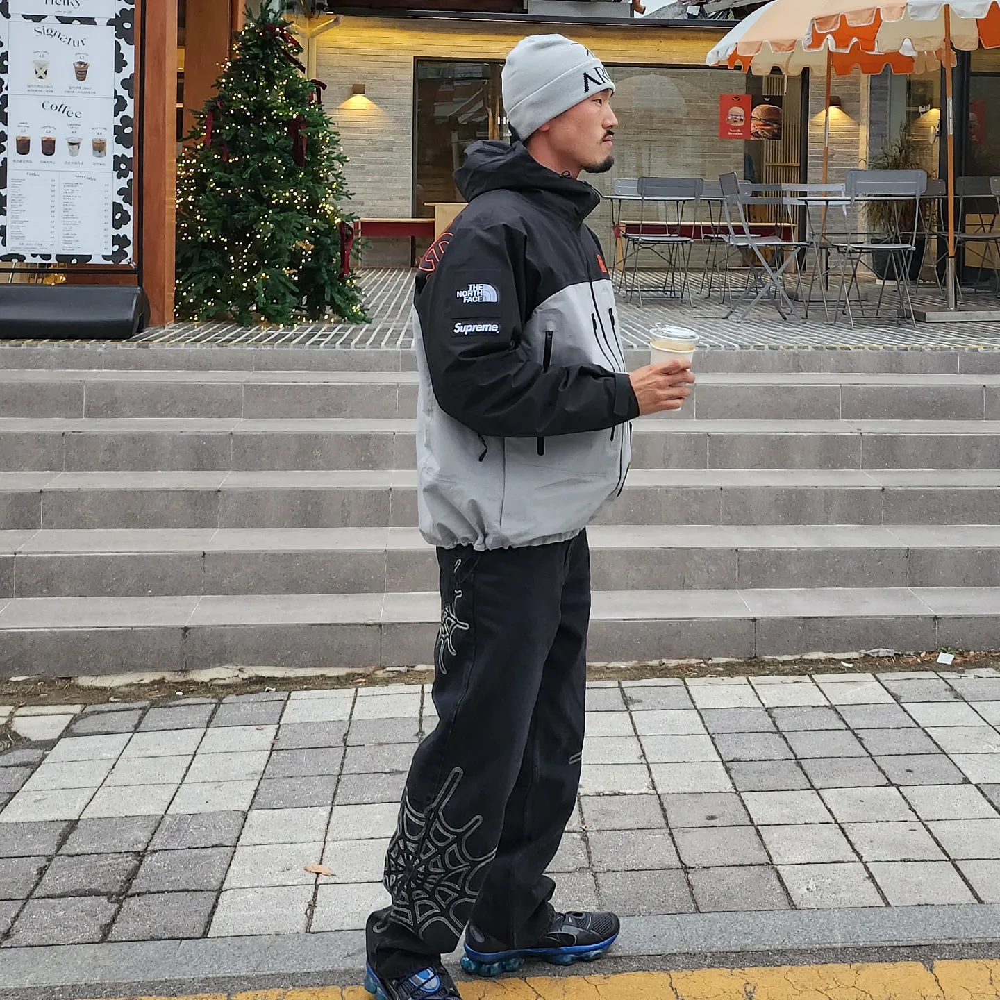 Supreme x The North Face Taped Seam Shell Jacket Grey - 22FW, Arc'teryx Bird Word Toque Orca 착용 스타일 - 2