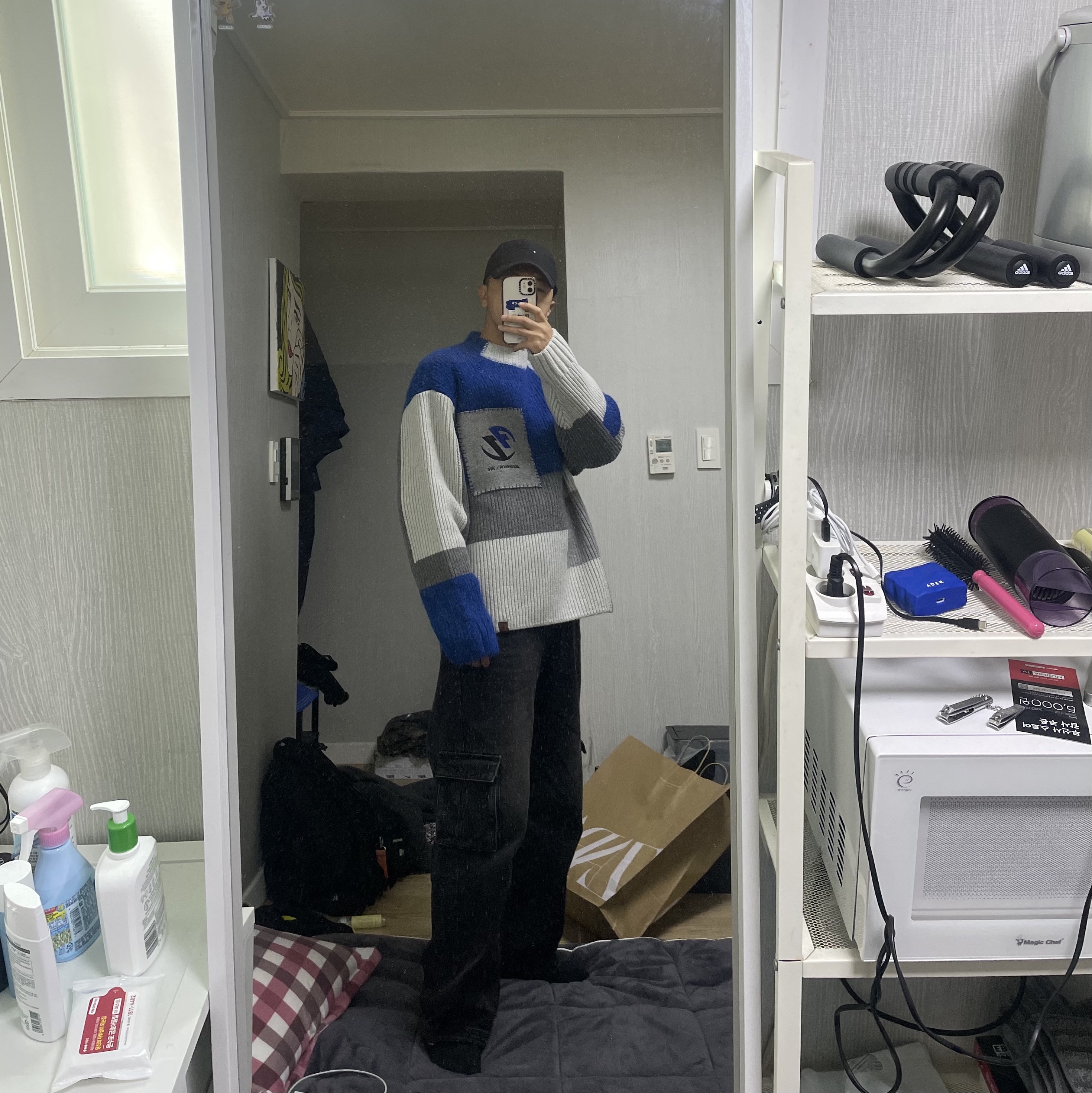 Zara x Ader Error Oversize Bomber Jacket Black, Supreme Bandana Box Logo Hooded Sweatshirt Heather Grey - 19FW 착용 스타일 - 2