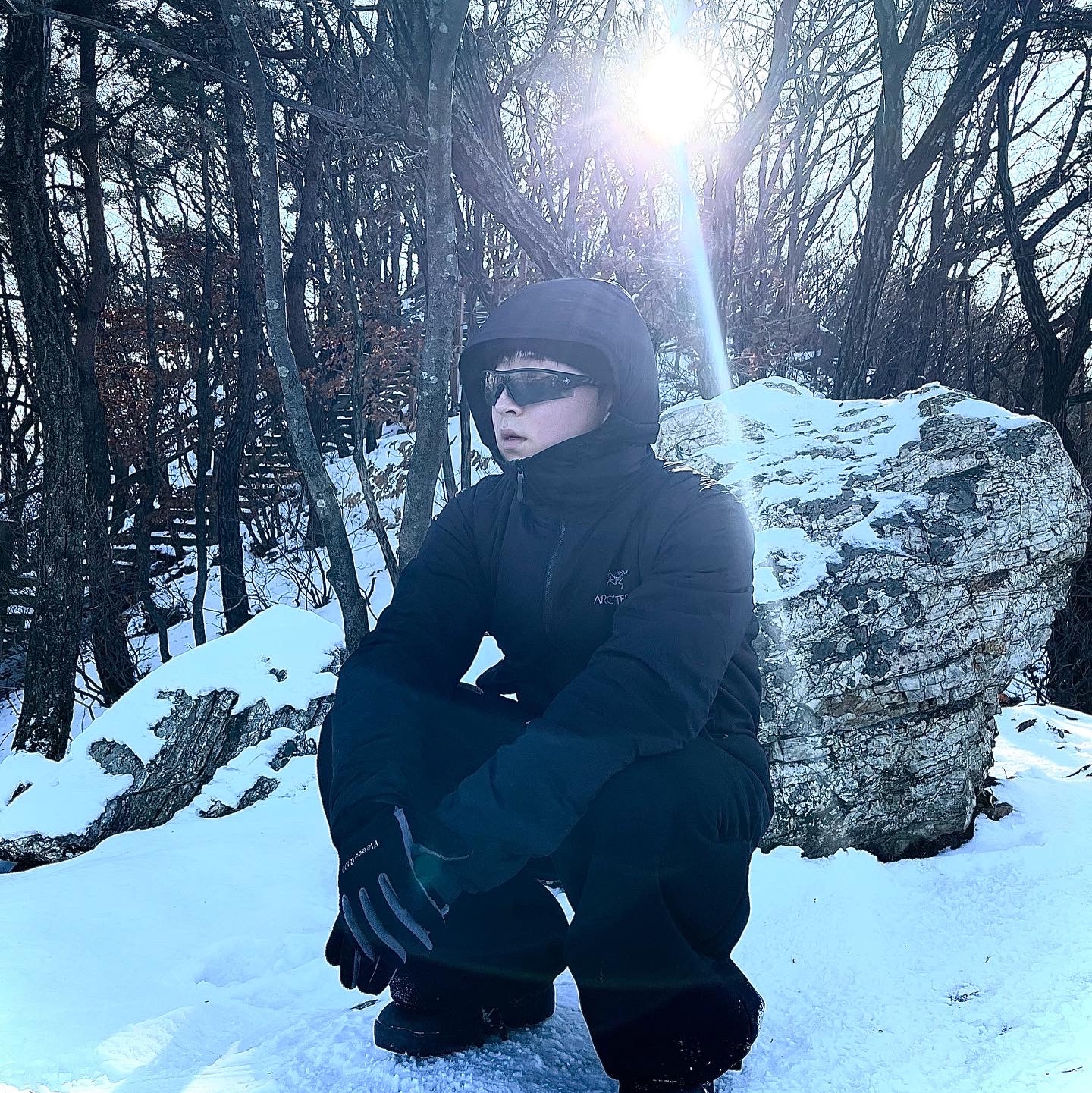 Arc'teryx Atom AR Hoody Black 착용 스타일