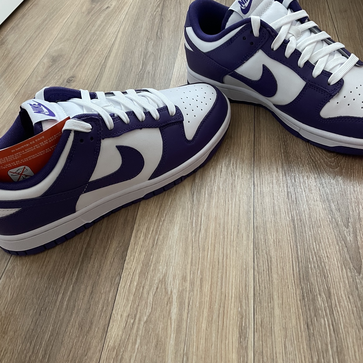 Nike Dunk Low Retro Championship Court Purple 착용 스타일