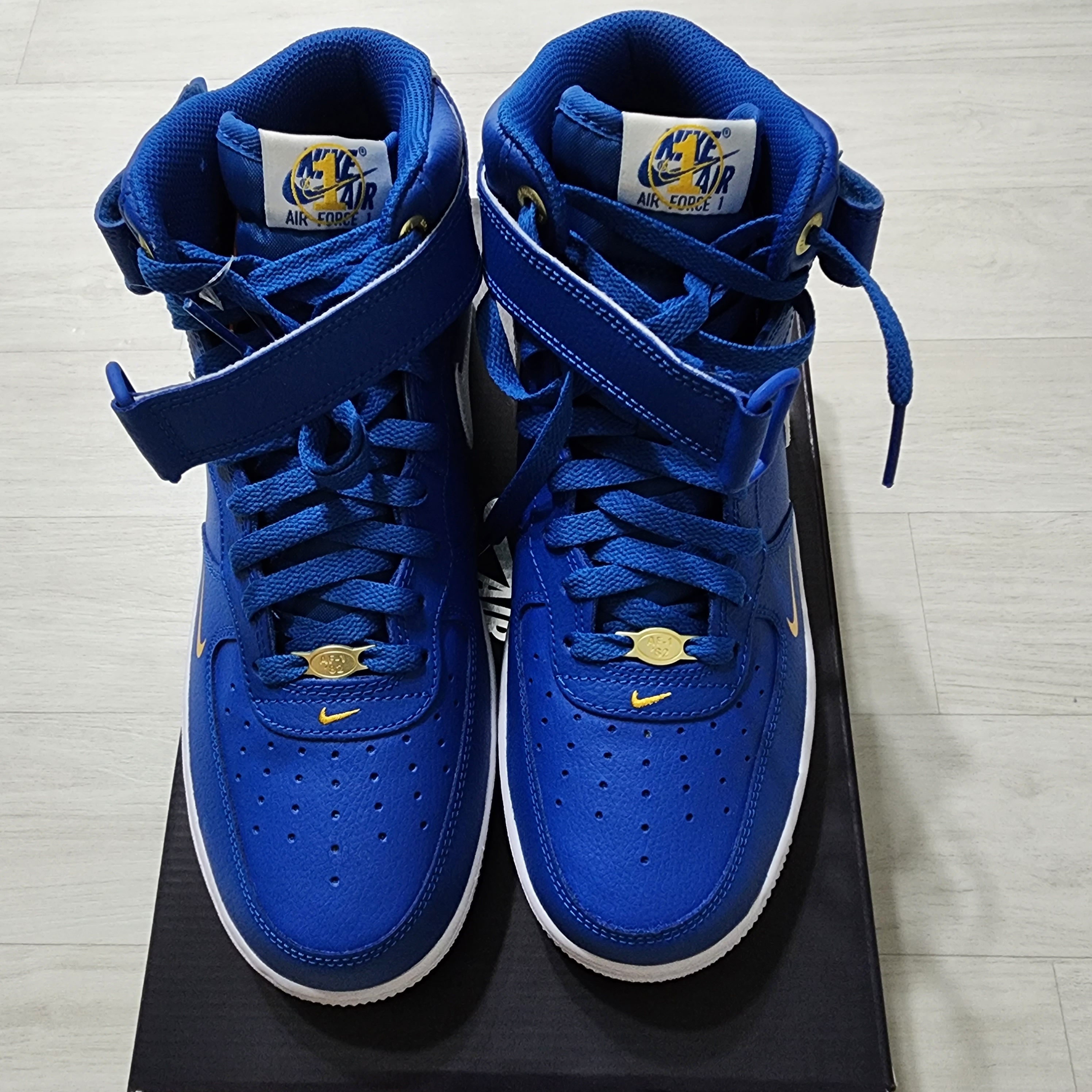 Nike Air Force 1 Mid '07 LV8 40th Anniversary Join Forces Blue Jay 착용 스타일 - 1