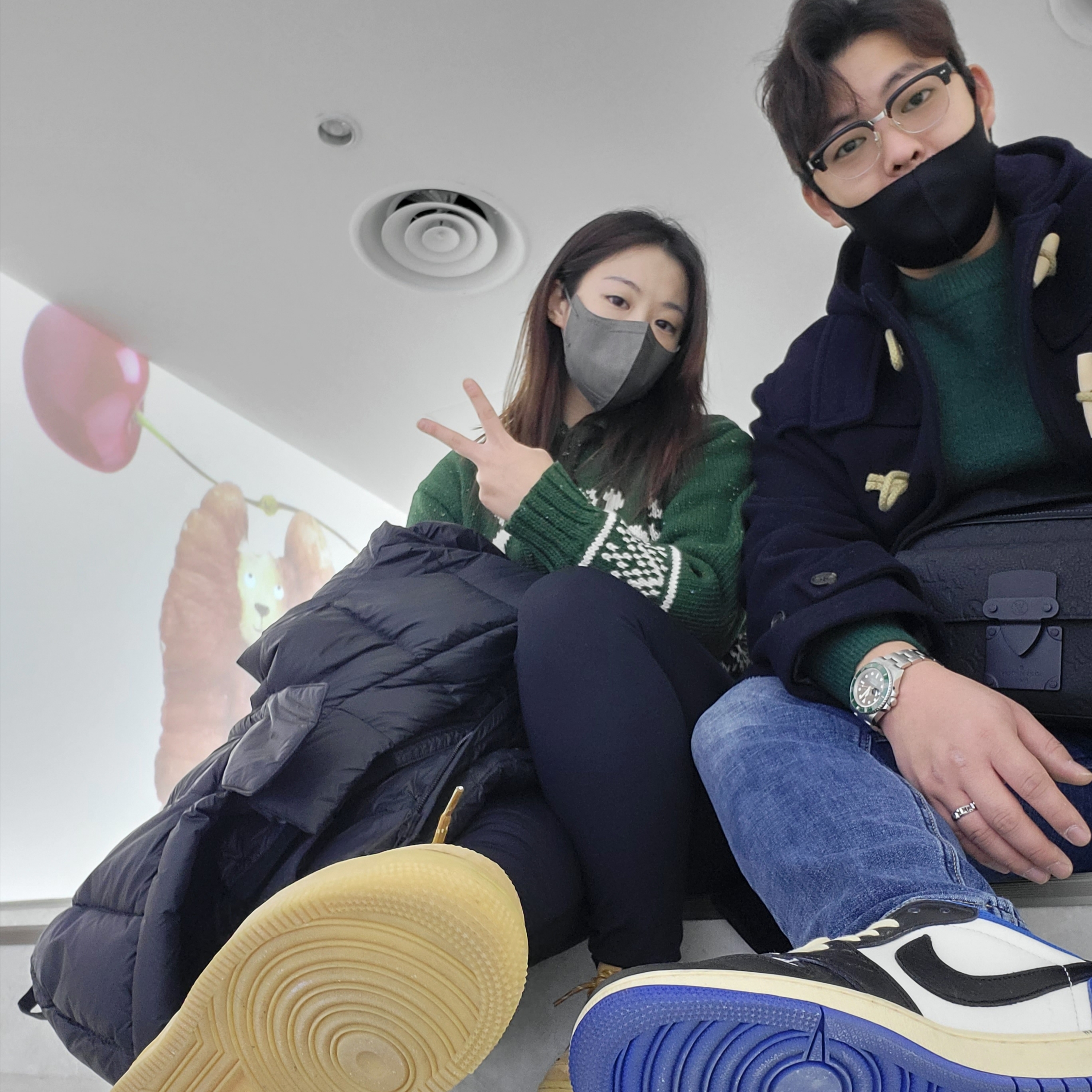 Nike Air Force 1 '07 WB Flax, Jordan 1 x Travis Scott x Fragment Retro Low OG SP Military Blue 착용 스타일 - 3