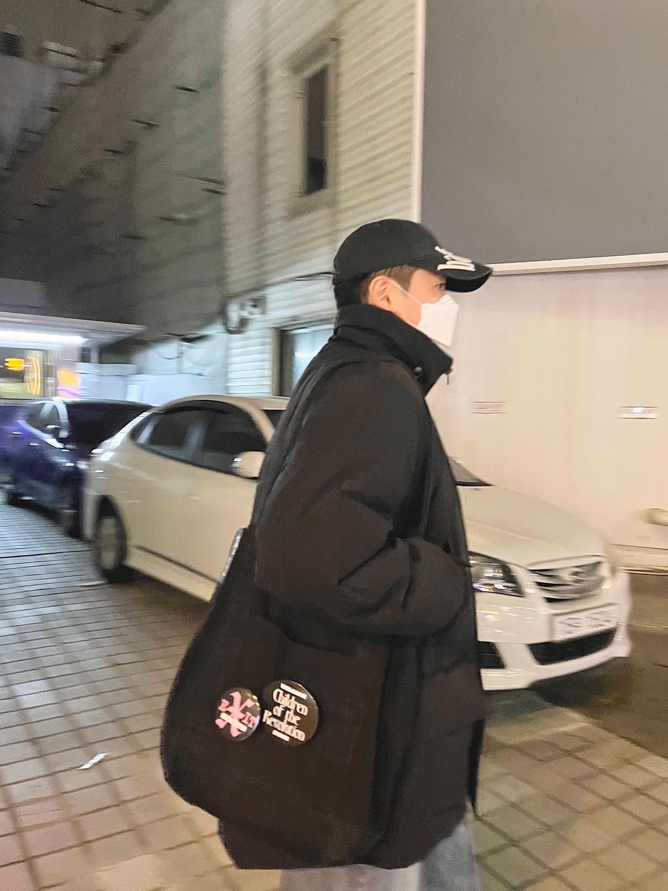 Balenciaga Tyrex Sneakers Black 착용 스타일 - 3