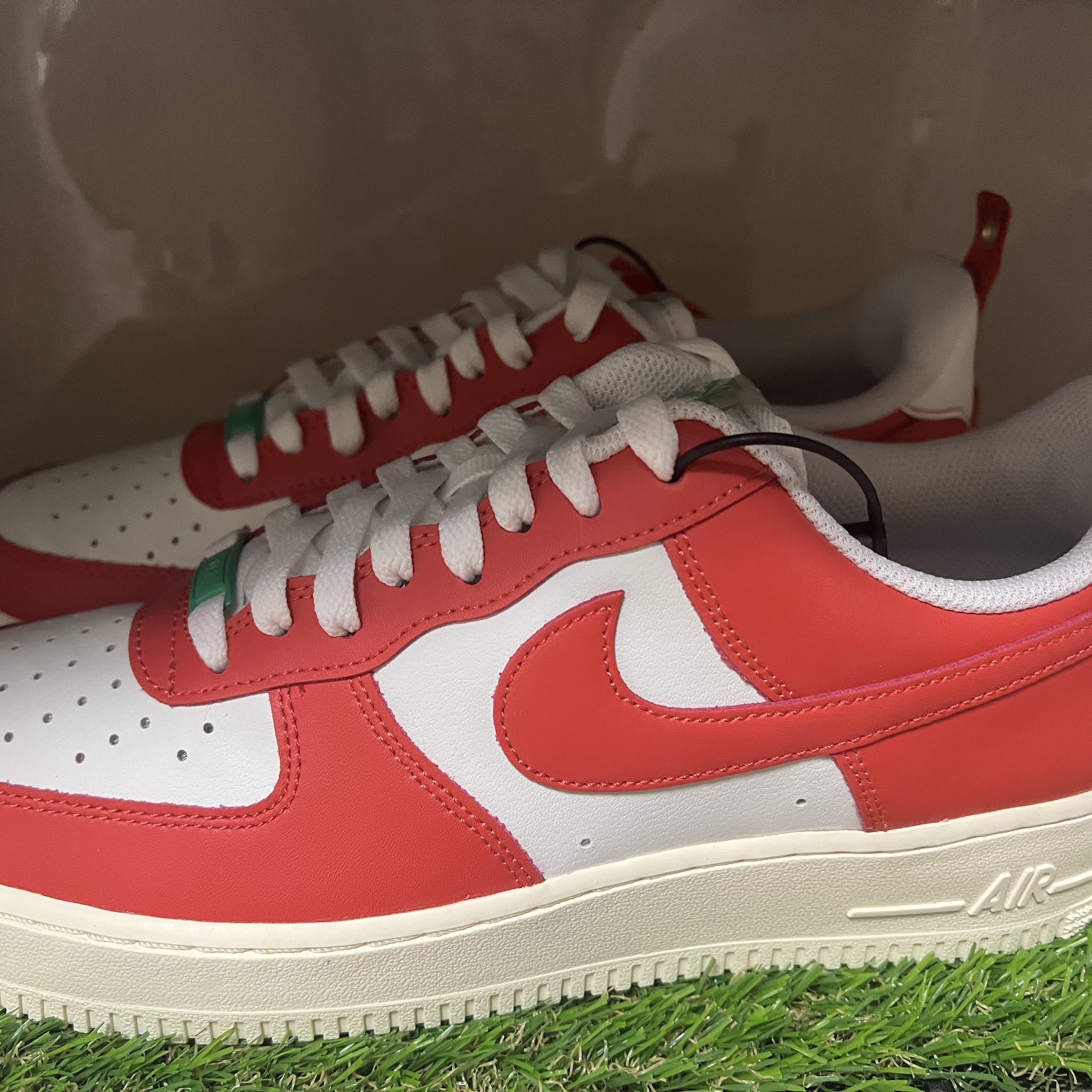 Nike Air Force 1 '07 LV8 Pojangmacha 착용 스타일