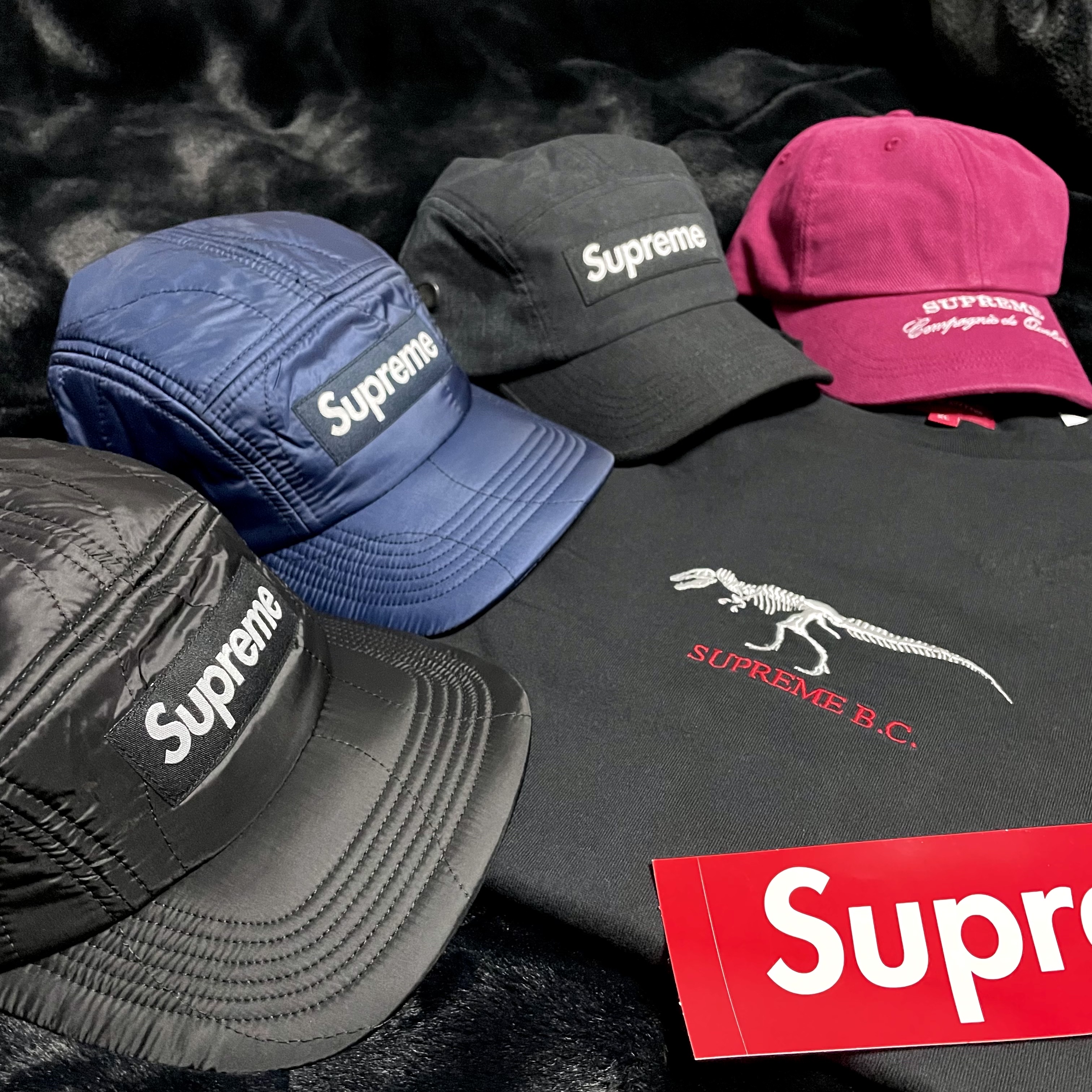 Supreme Quilted Liner Camp Cap Black - 22FW, Supreme Quilted Liner Camp Cap Blue - 22FW 착용 스타일