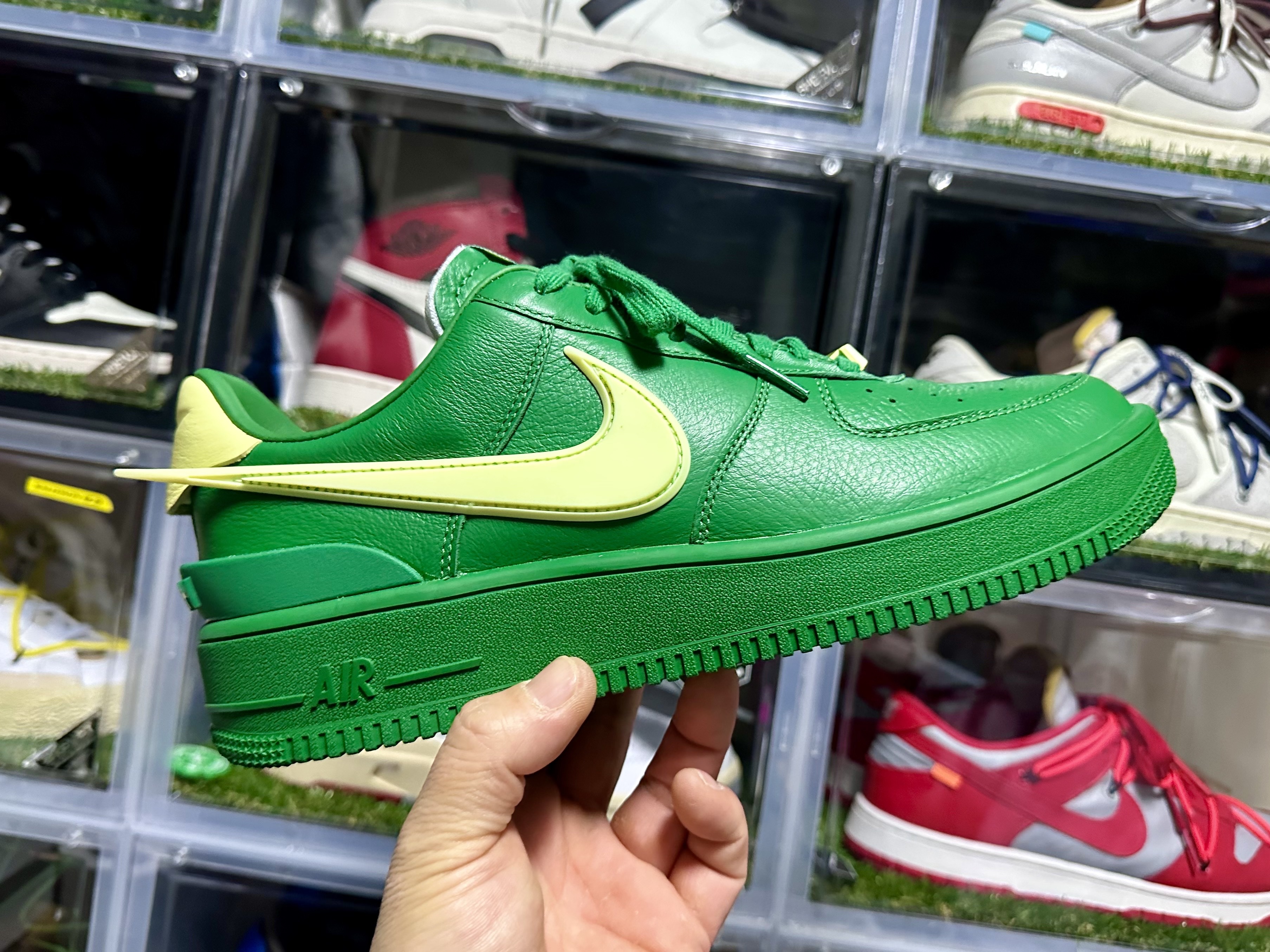 Nike x Ambush Air Force 1 Low SP Pine Green and Citron 착용 스타일 - 1