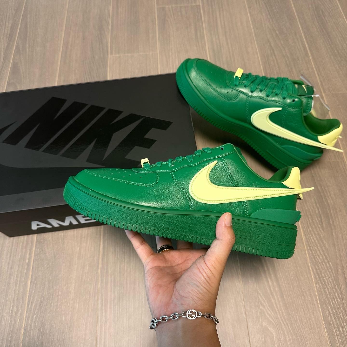 Nike x Ambush Air Force 1 Low SP Pine Green and Citron 착용 스타일 - 1