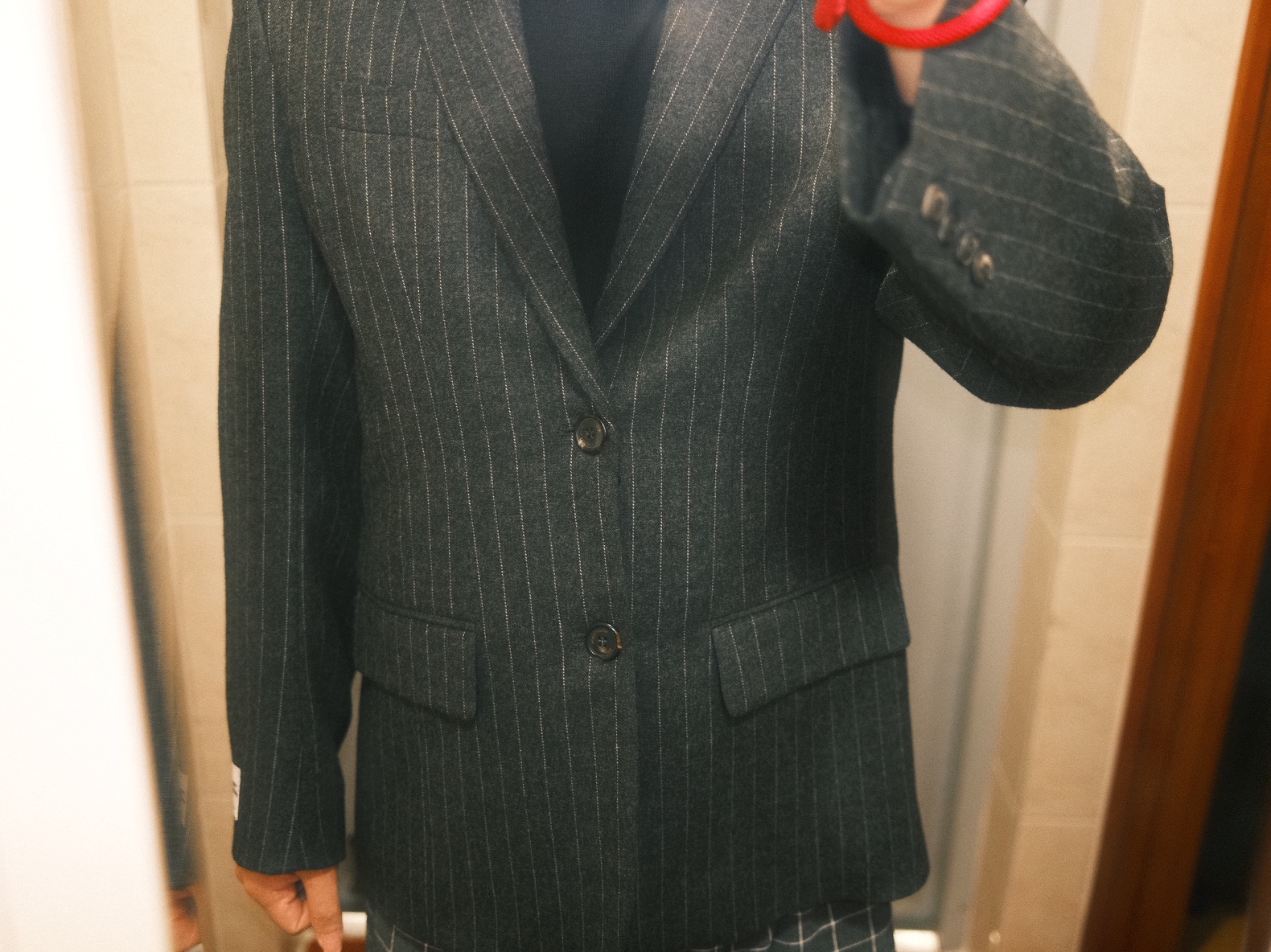 Zara x Ader Error Striped Oversize Blazer Grey 착용 스타일 - 3