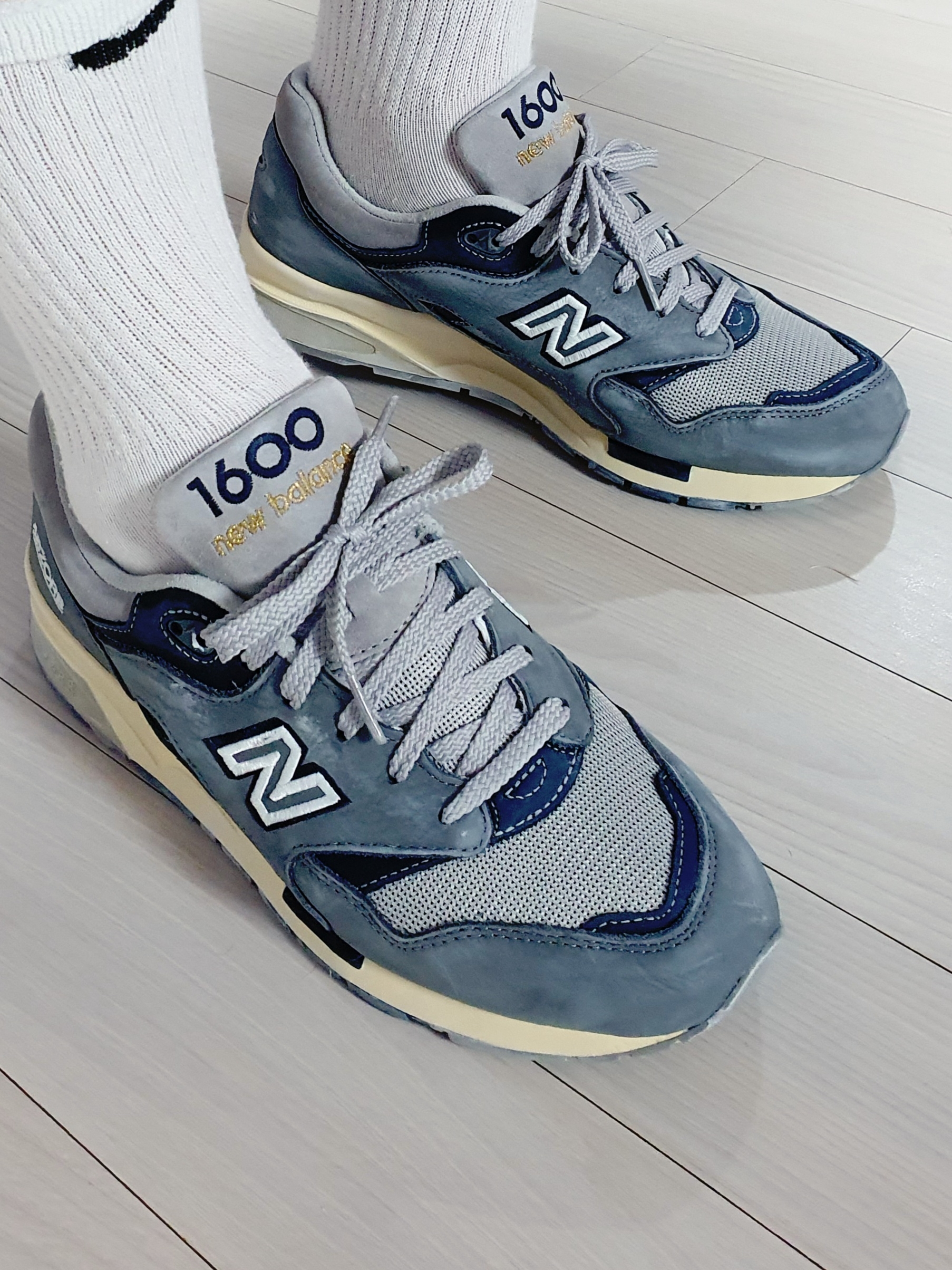 New Balance 1600 Premium Vintage Grey 착용 스타일