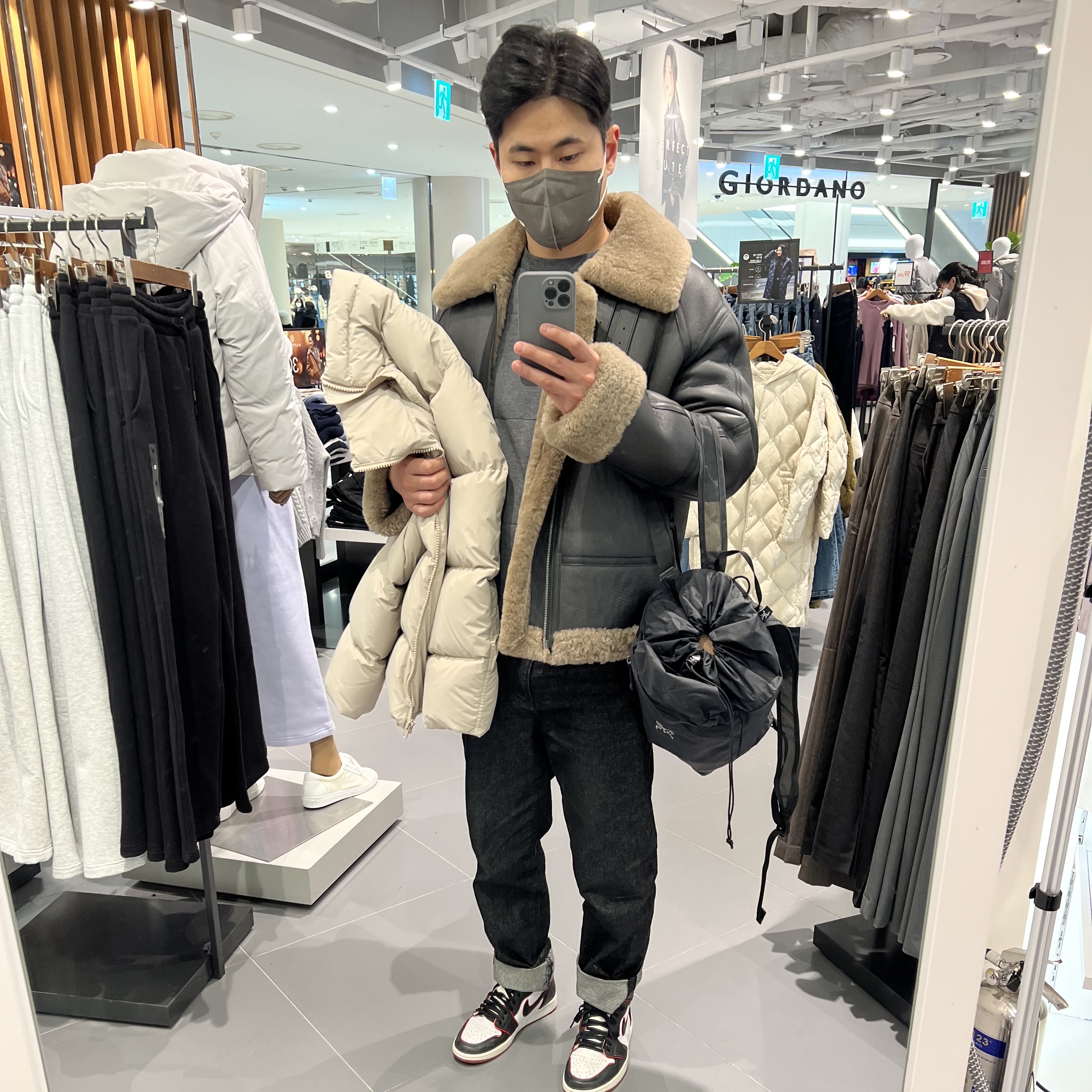 Jordan 1 Retro High OG Bloodline 착용 스타일