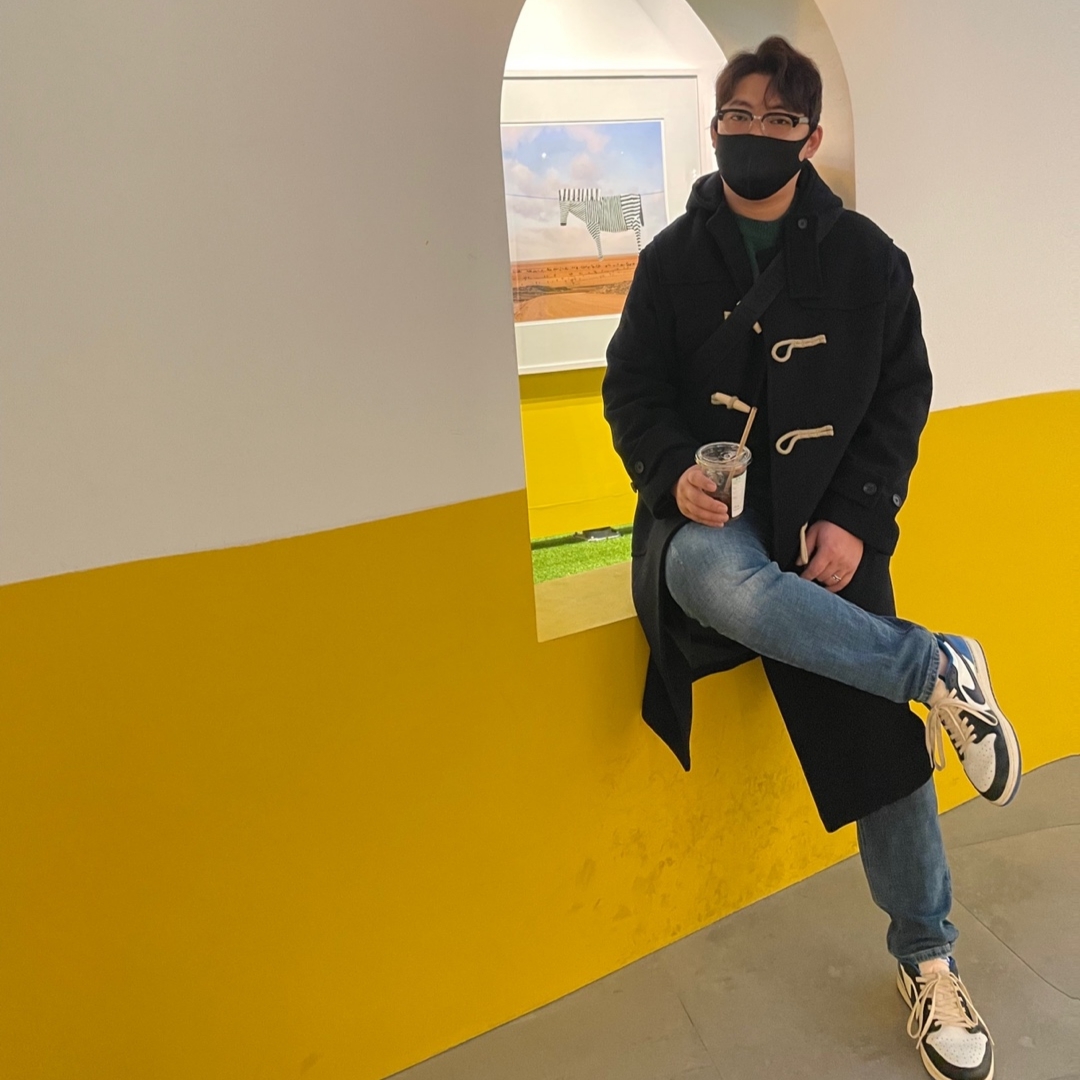 Nike Air Force 1 '07 WB Flax, Jordan 1 x Travis Scott x Fragment Retro Low OG SP Military Blue 착용 스타일 - 2