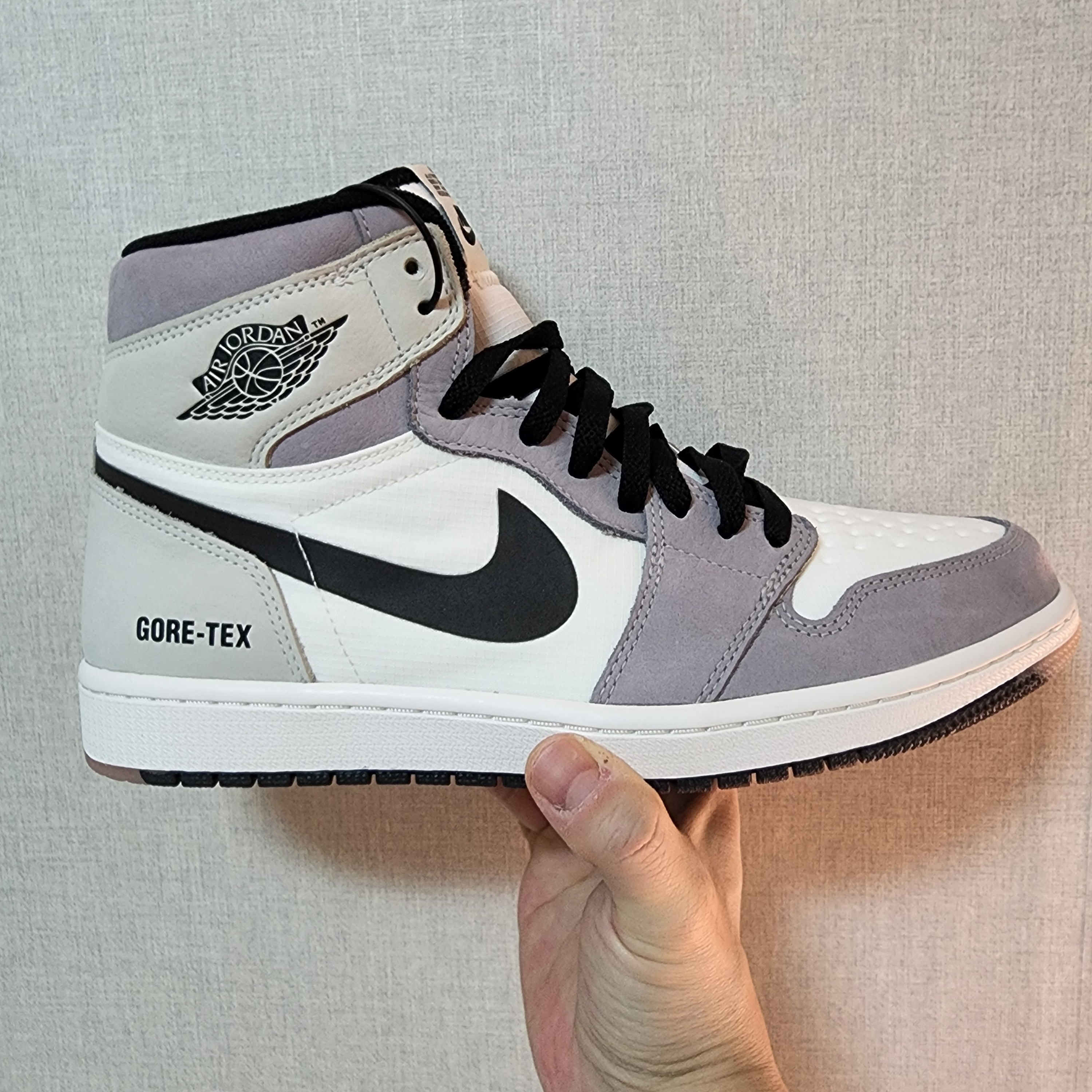 Jordan 1 Element Gore-Tex Sail 착용 스타일 - 1