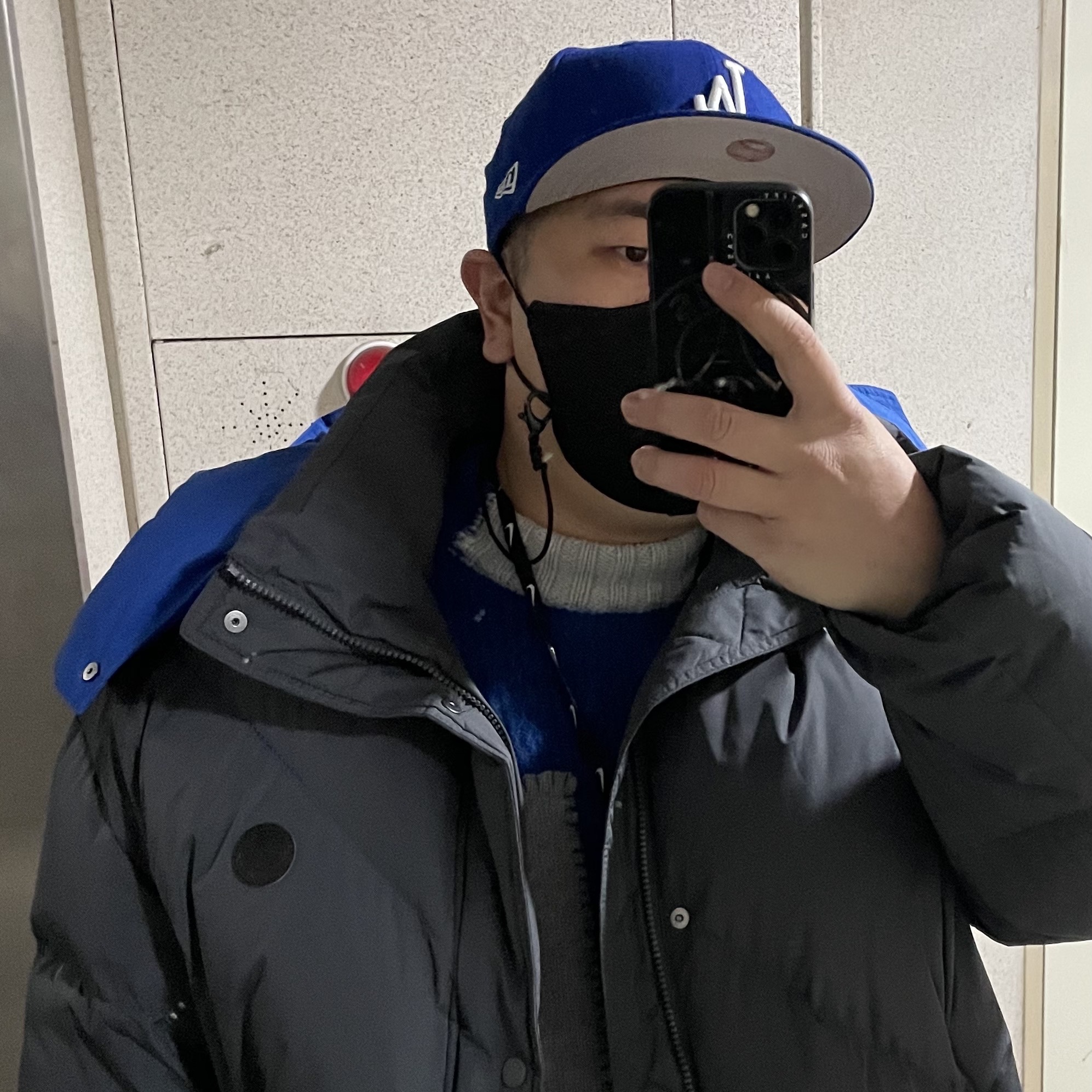 Zara x Ader Error Patchwork Oversize Knit Sweater Multicolor, Zara x Ader Error Oversize Puffer Jacket Grey 착용 스타일