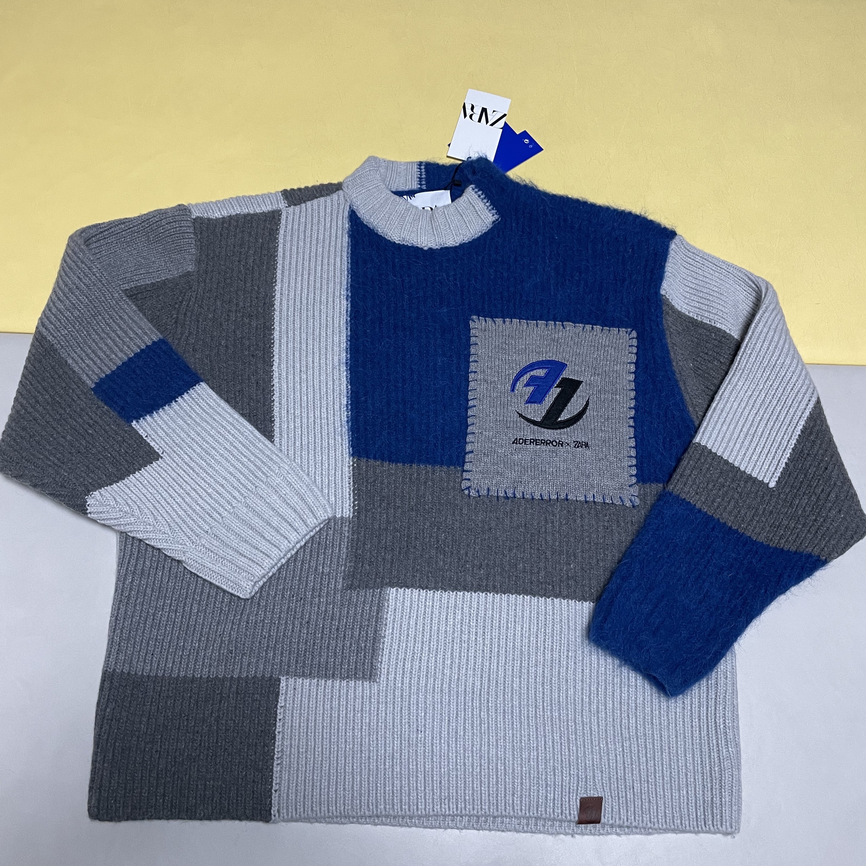 Zara x Ader Error Patchwork Oversize Knit Sweater Multicolor 착용 스타일