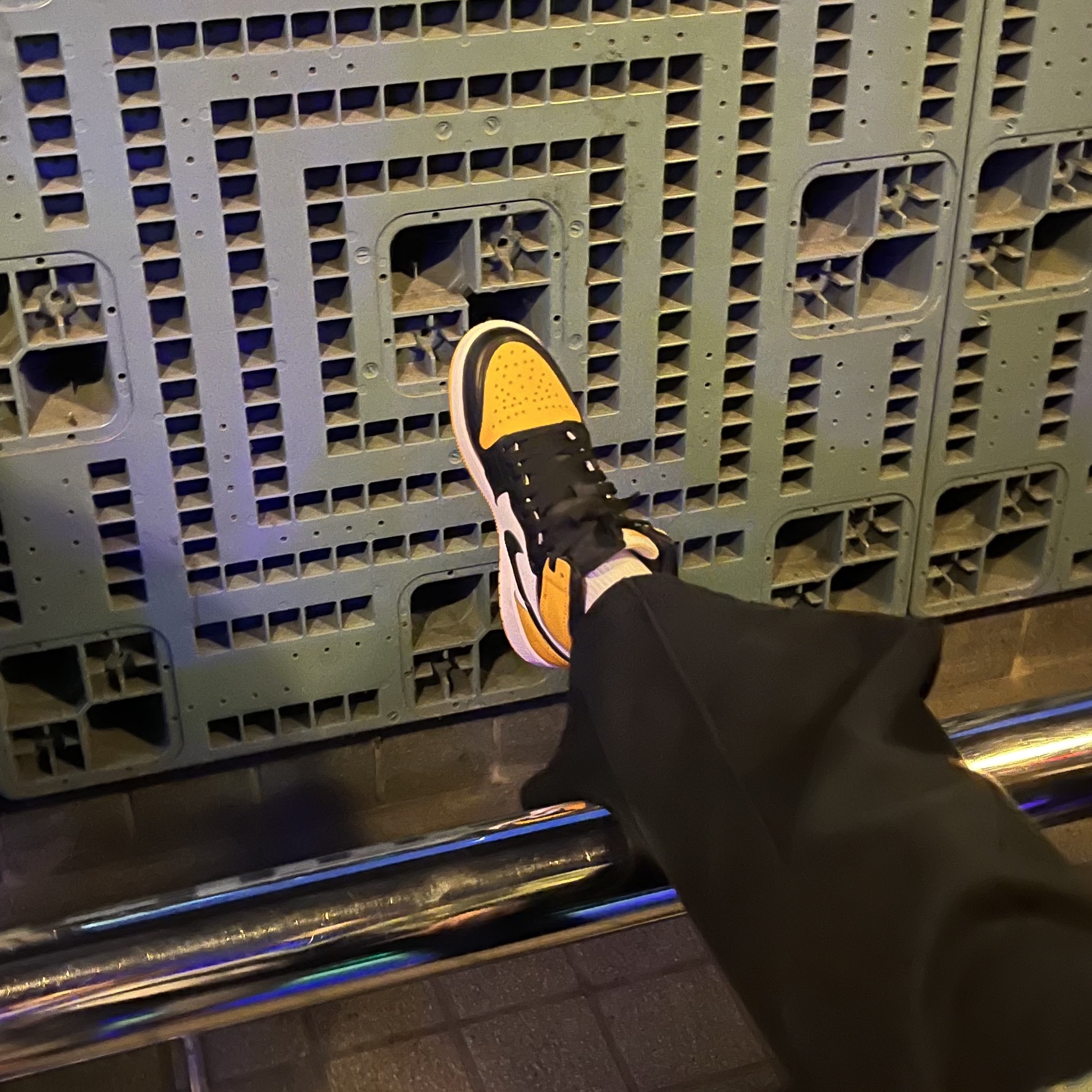 (GS) Jordan 1 Retro High OG Taxi 착용 스타일