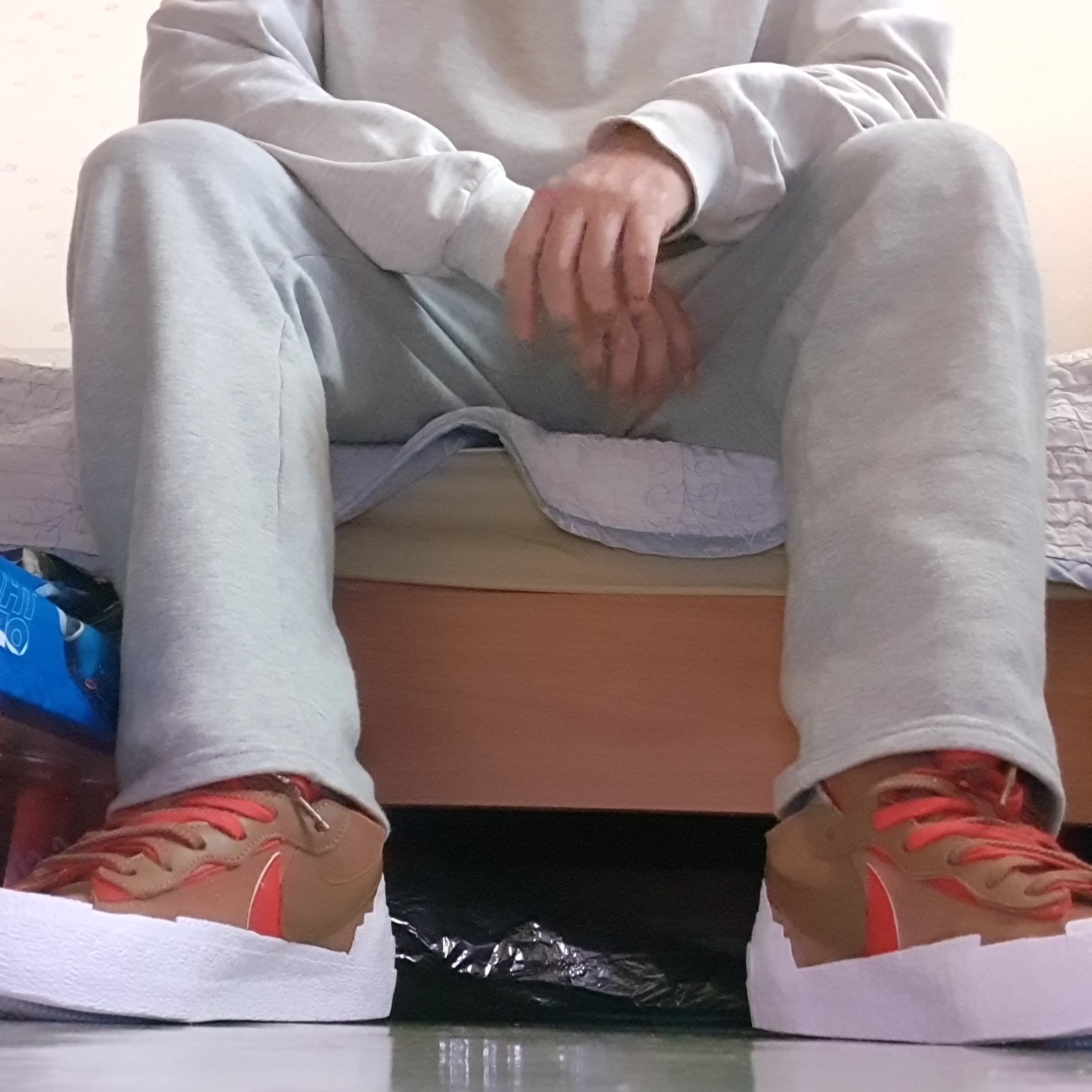 Nike x Sacai Blazer Low British Tan 착용 스타일