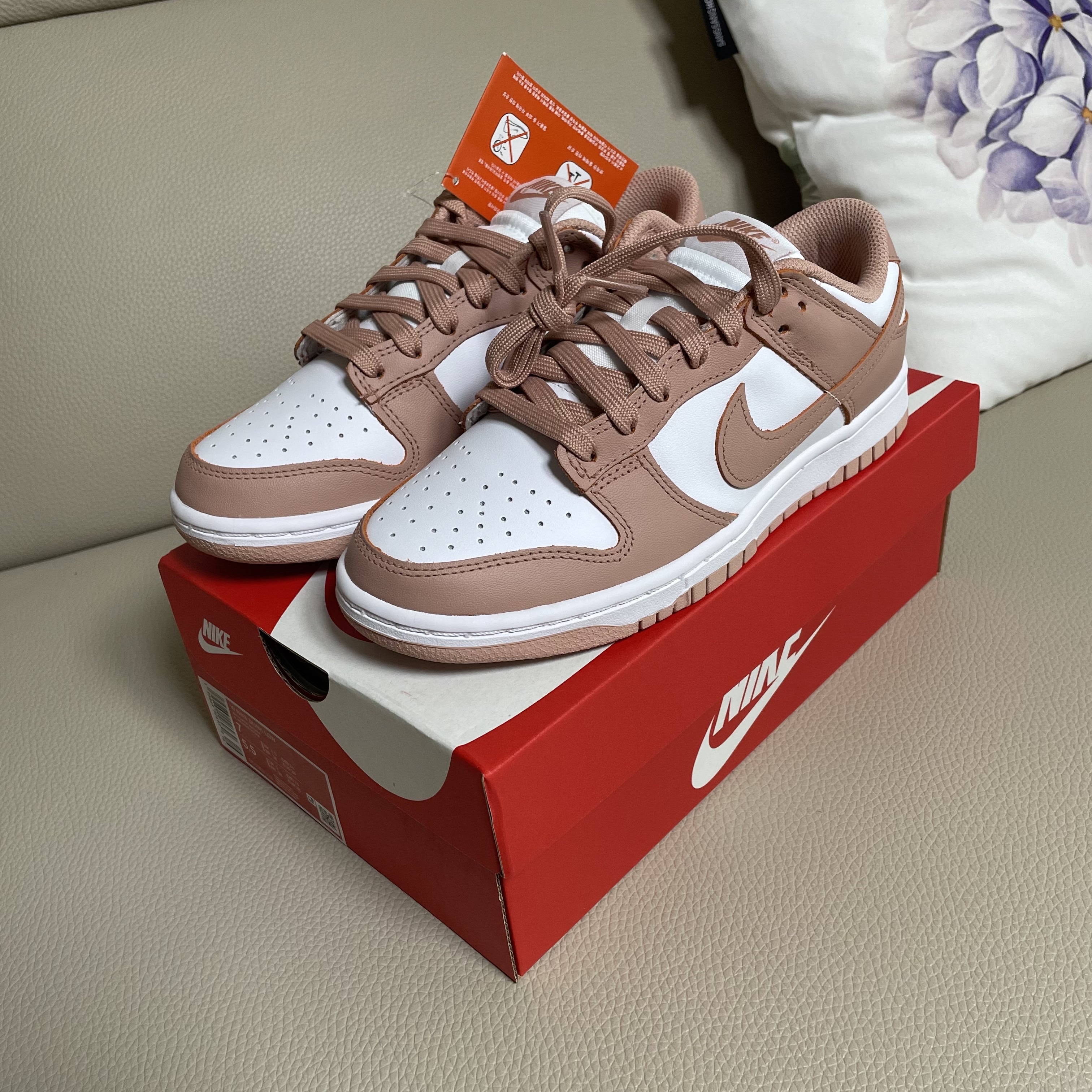 (W) Nike Dunk Low Rose Whisper 착용 스타일