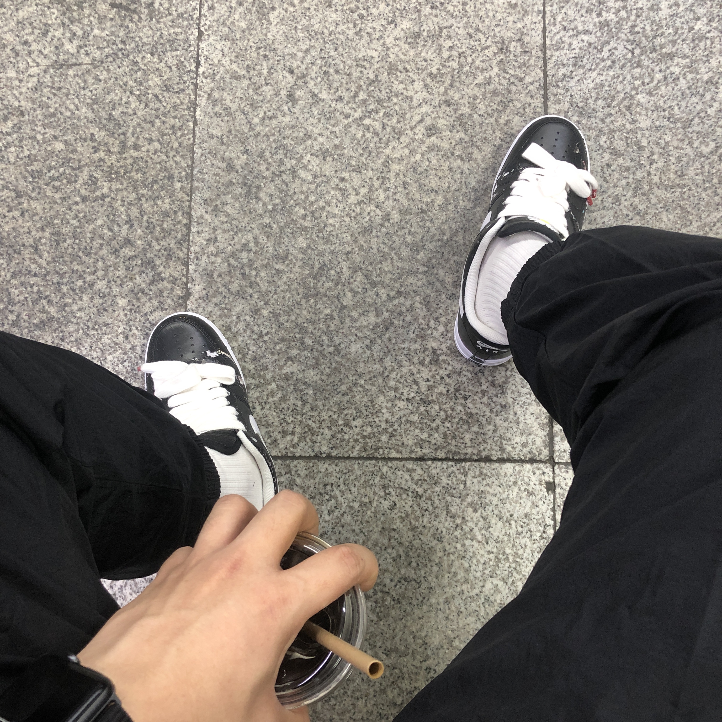 Nike x Peaceminusone Air Force 1 Low Para-Noise 착용 스타일
