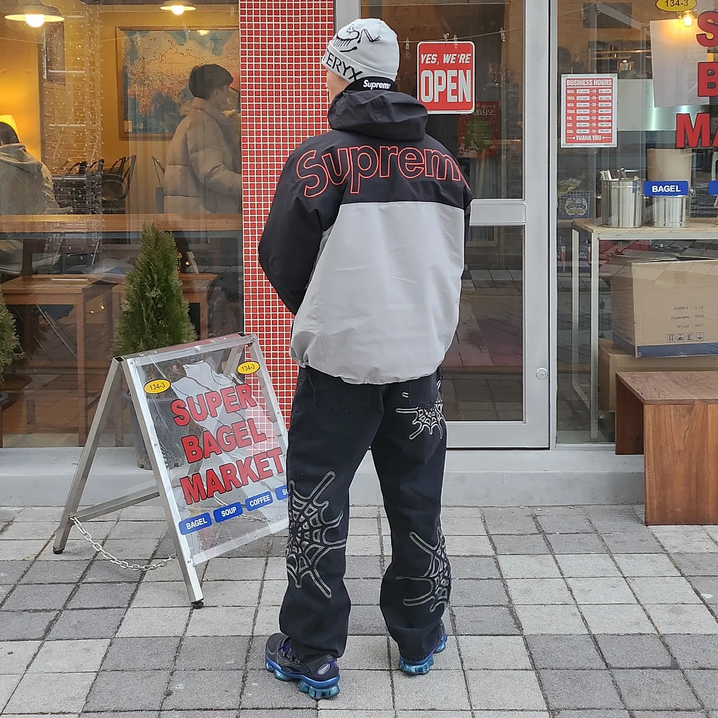 Supreme x The North Face Taped Seam Shell Jacket Grey - 22FW, Arc'teryx Bird Word Toque Orca 착용 스타일 - 1