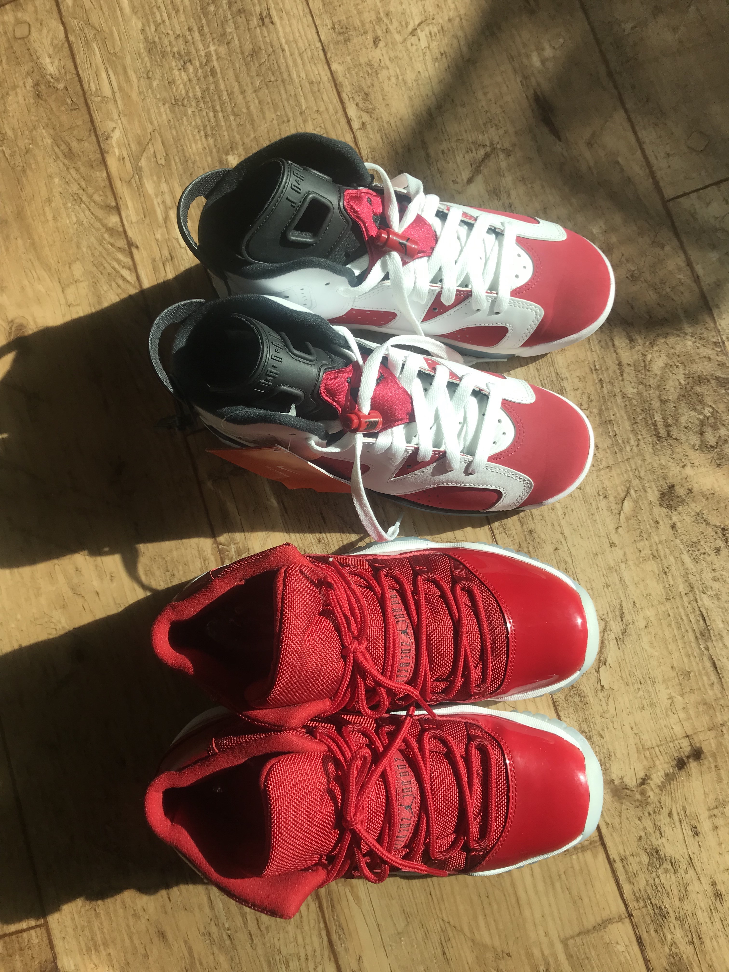 Jordan 6 Retro Carmine 2021, Jordan 11 Retro Win Like 96 Gym Red 착용 스타일