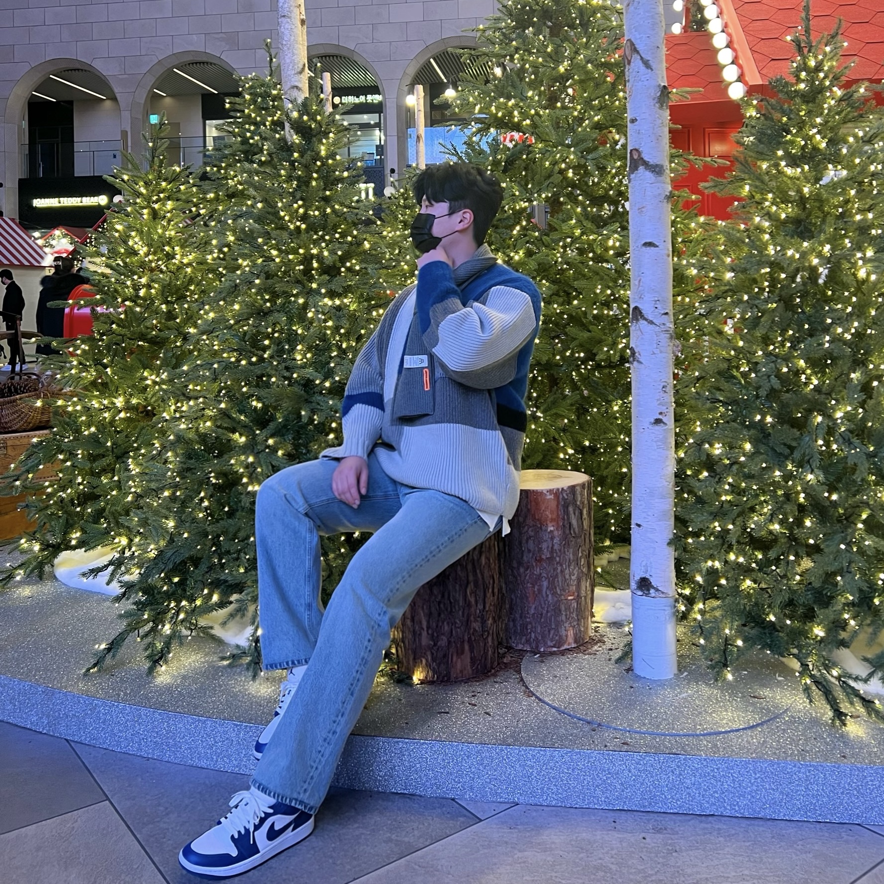 Zara x Ader Error Patchwork Oversize Knit Sweater Multicolor, (W) Jordan 1 Low White Dark Marina Blue 착용 스타일