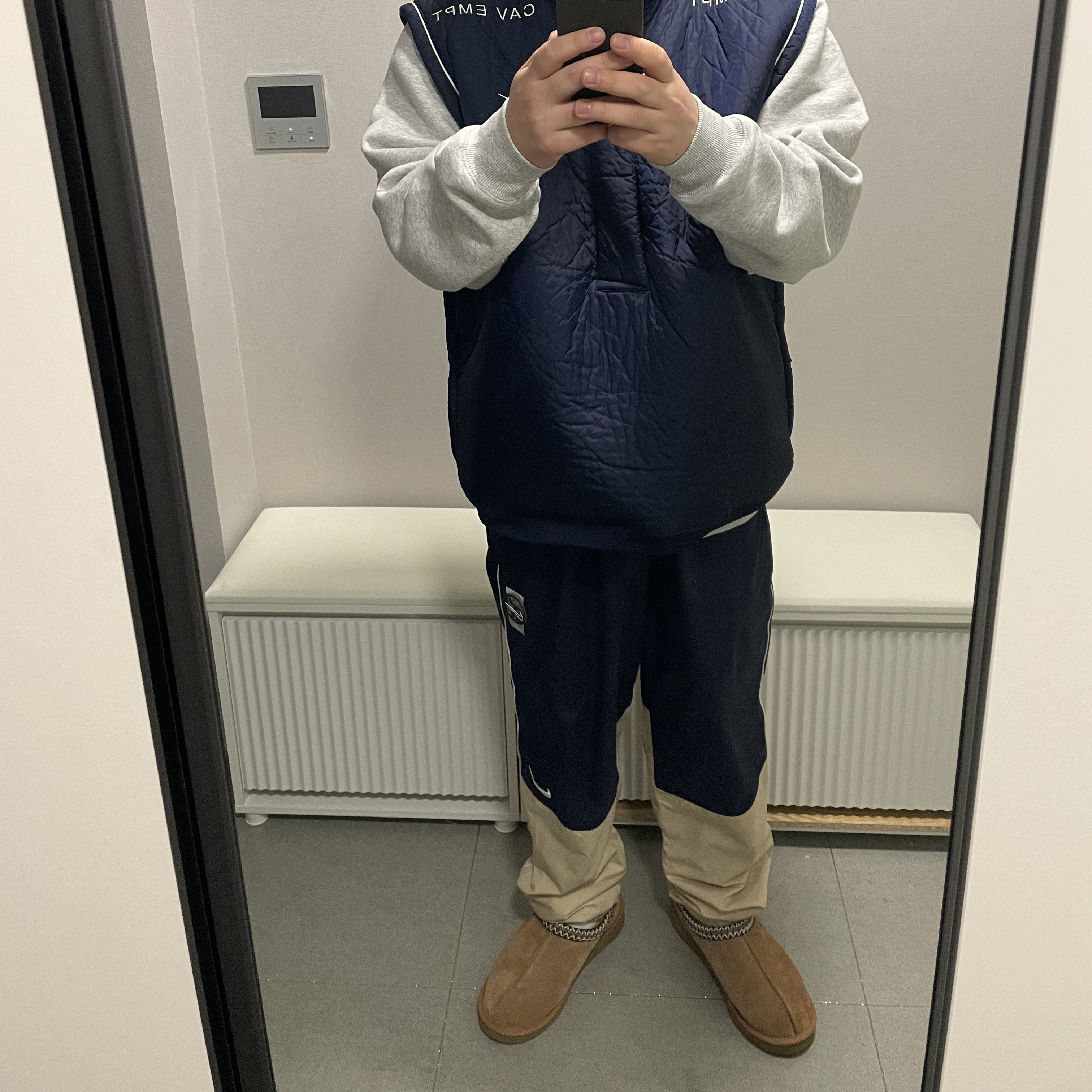 Nike x Cav Empt Vest Navy, Nike x Cav Empt Track Pants Navy 착용 스타일