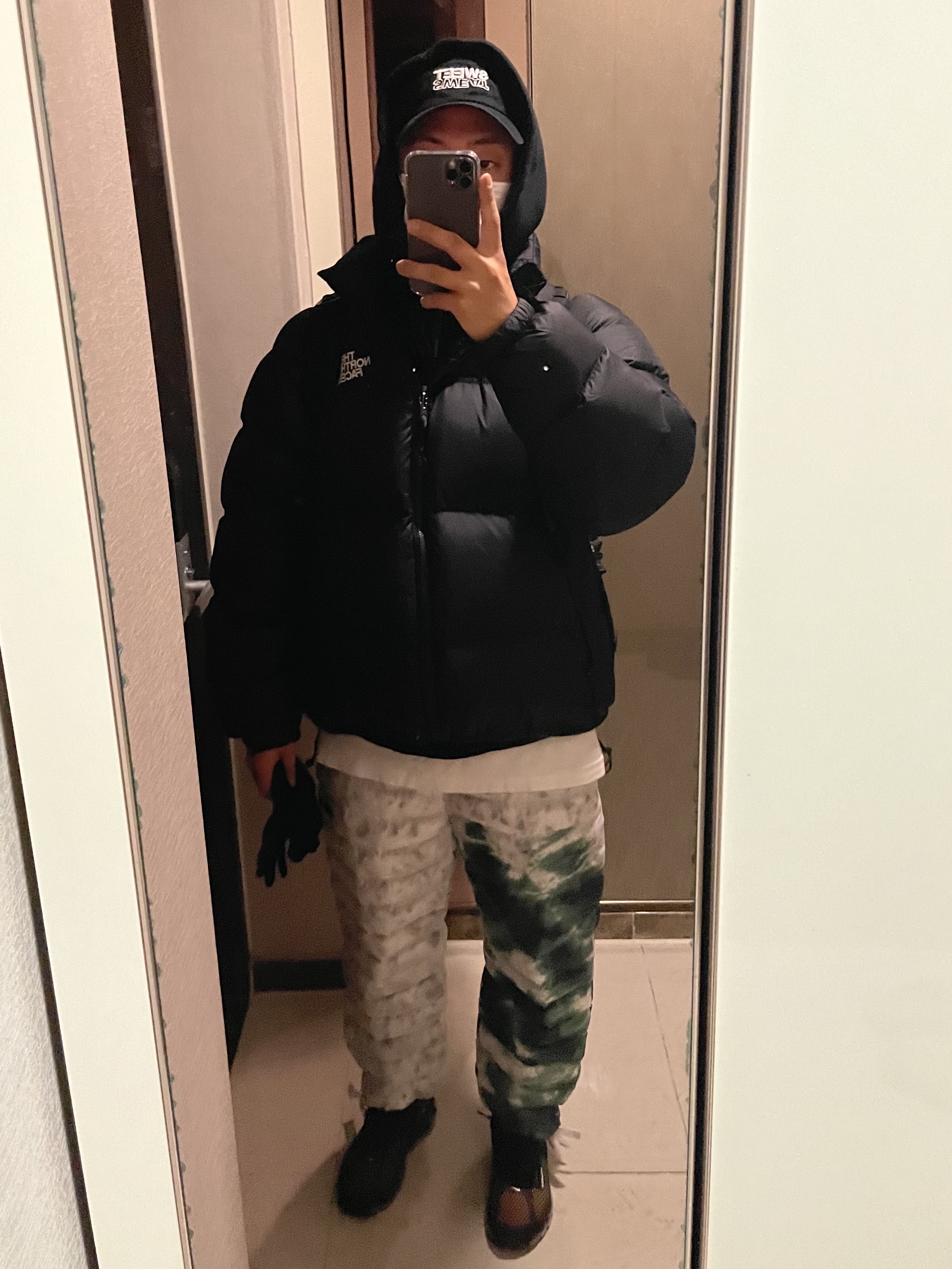 Nike x Stussy Air Max 2013 Black, Nike x Stussy Insultd Pants White Gorge Green - Asia 착용 스타일