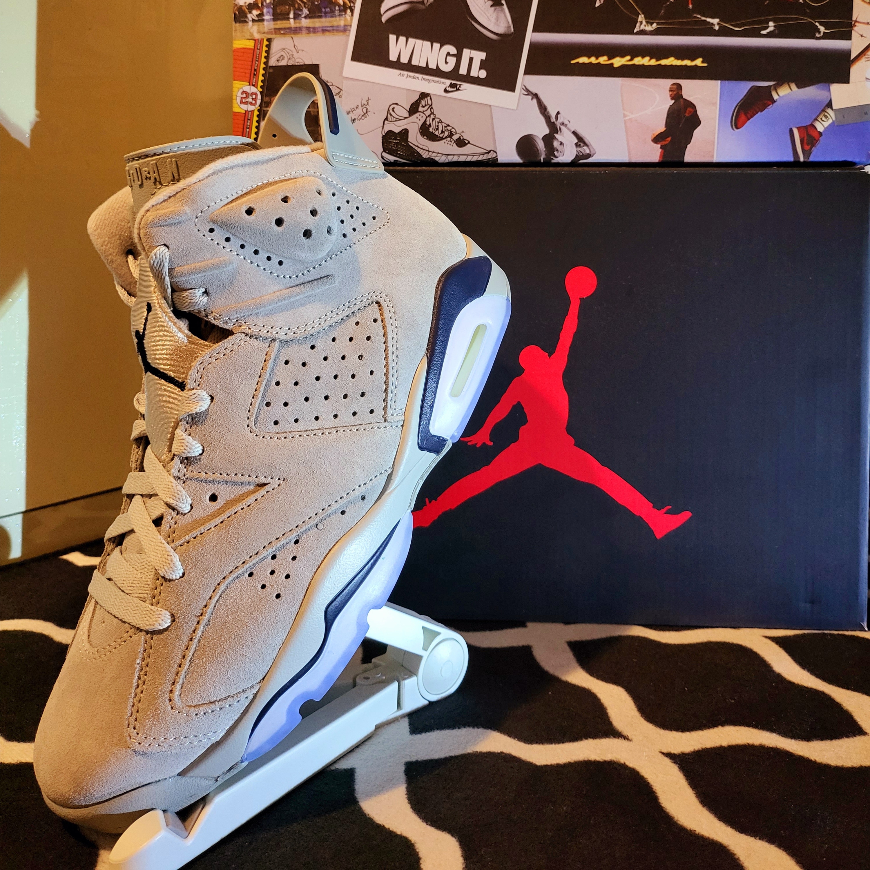 Jordan 6 Retro Magnet College Navy 착용 스타일