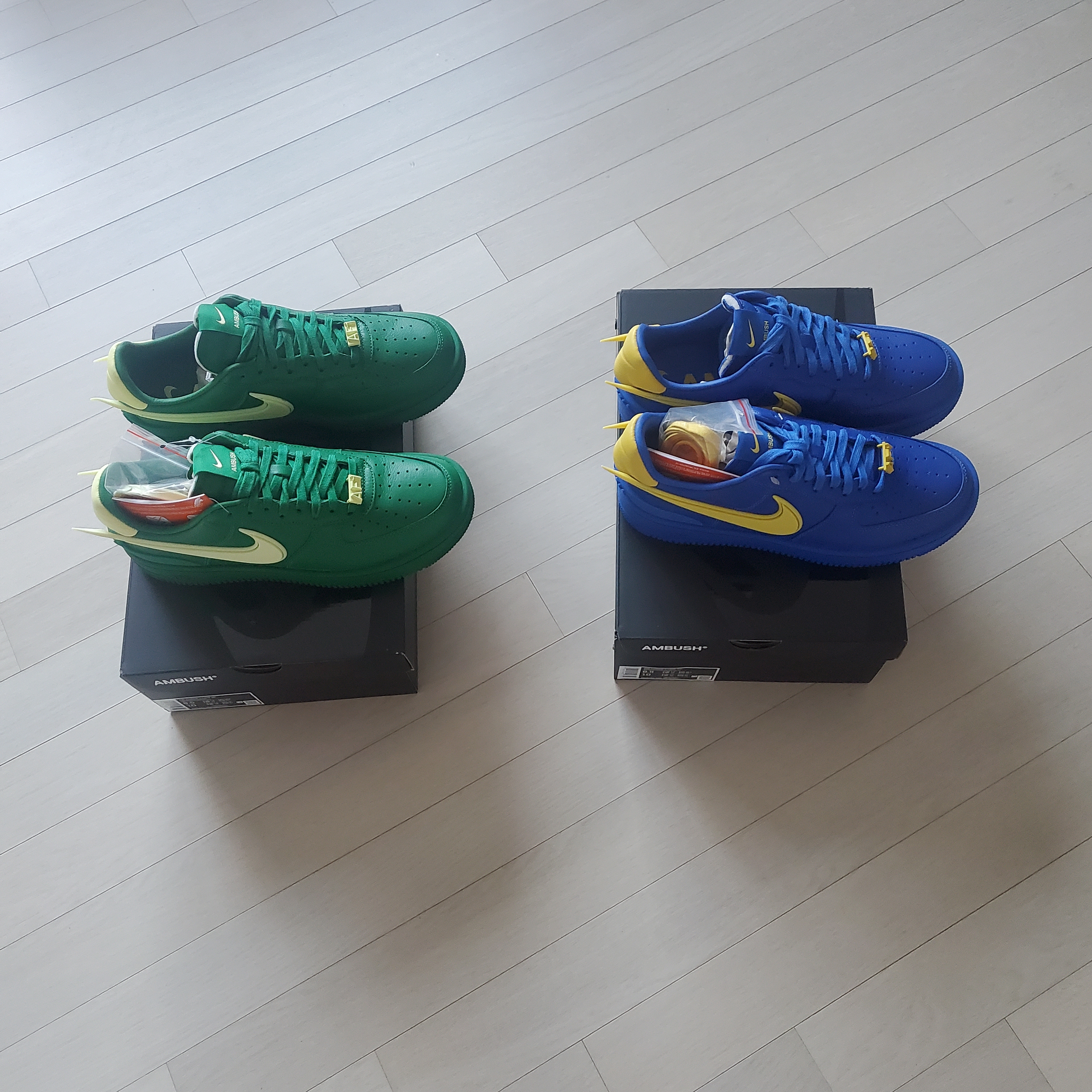 Nike x Ambush Air Force 1 Low SP Game Royal and Vivid Sulfur, Nike x Ambush Air Force 1 Low SP Pine Green and Citron 착용 스타일