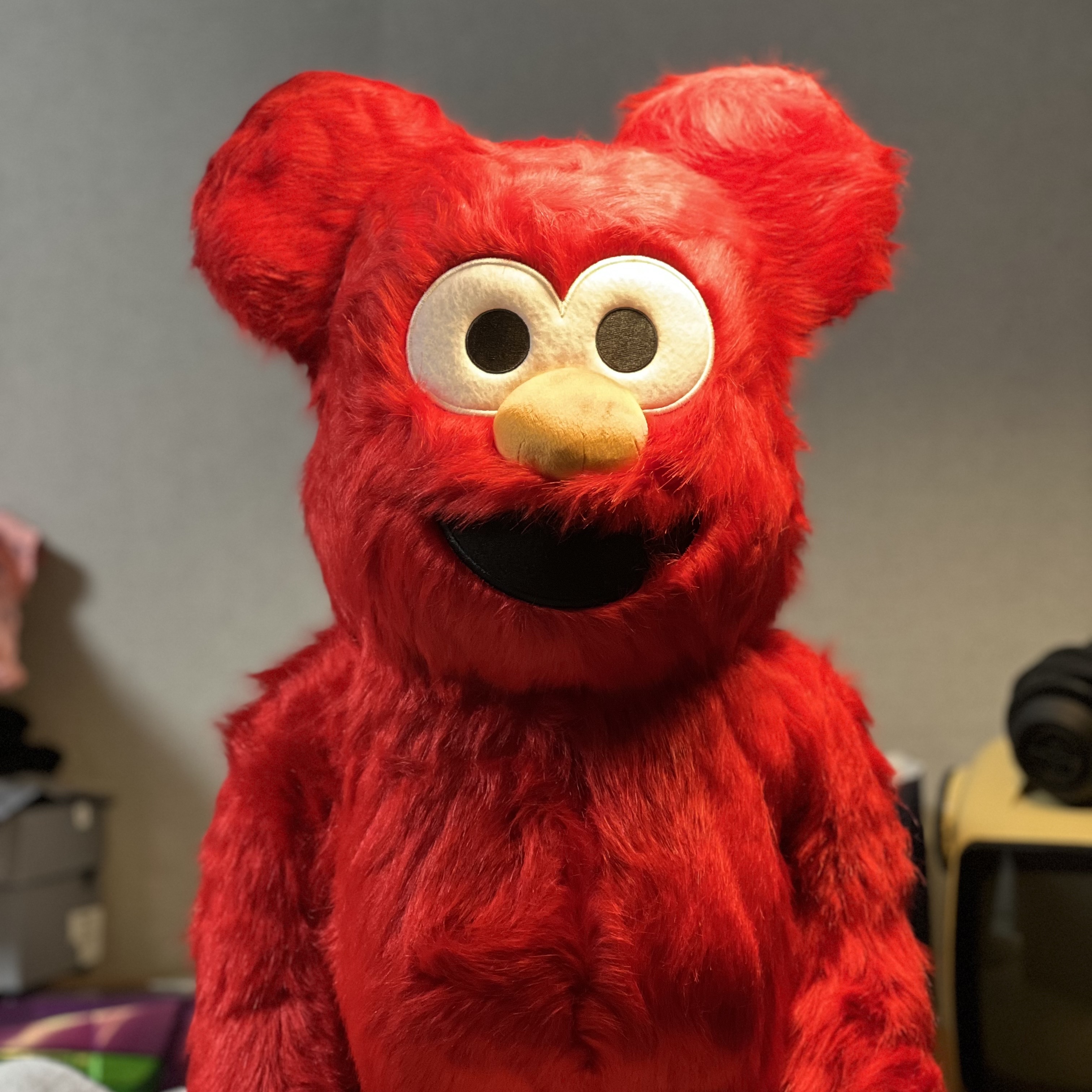 Bearbrick Sesame Street Elmo Costume Ver. 2 1000% 착용 스타일