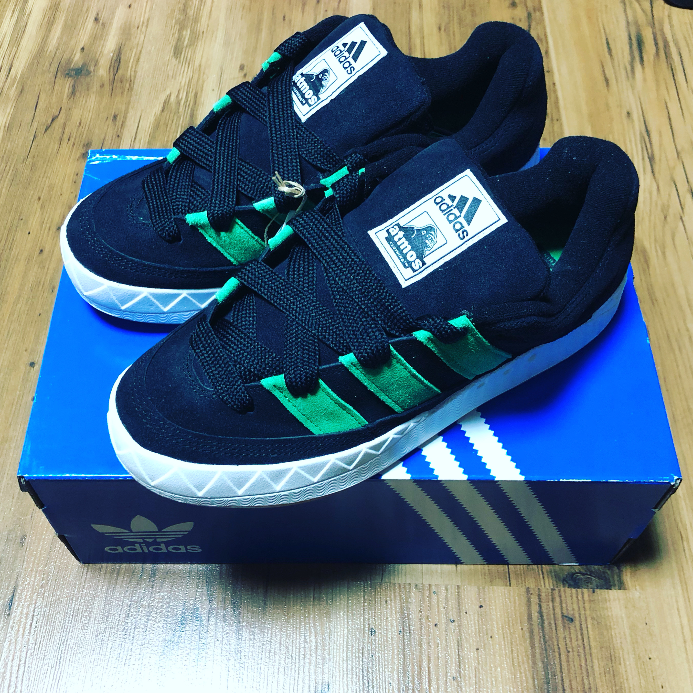 Adidas x Atmos x XLarge Adimatic Core Black Green 착용 스타일