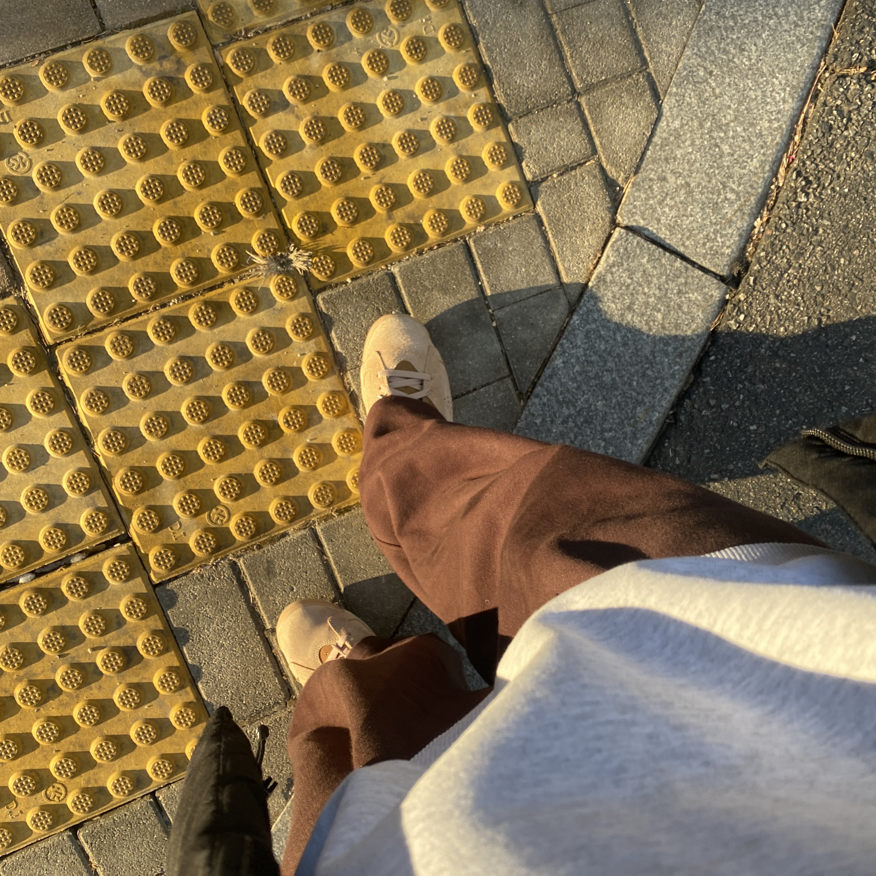 Jordan 6 x Travis Scott Retro SP British Khaki 착용 스타일