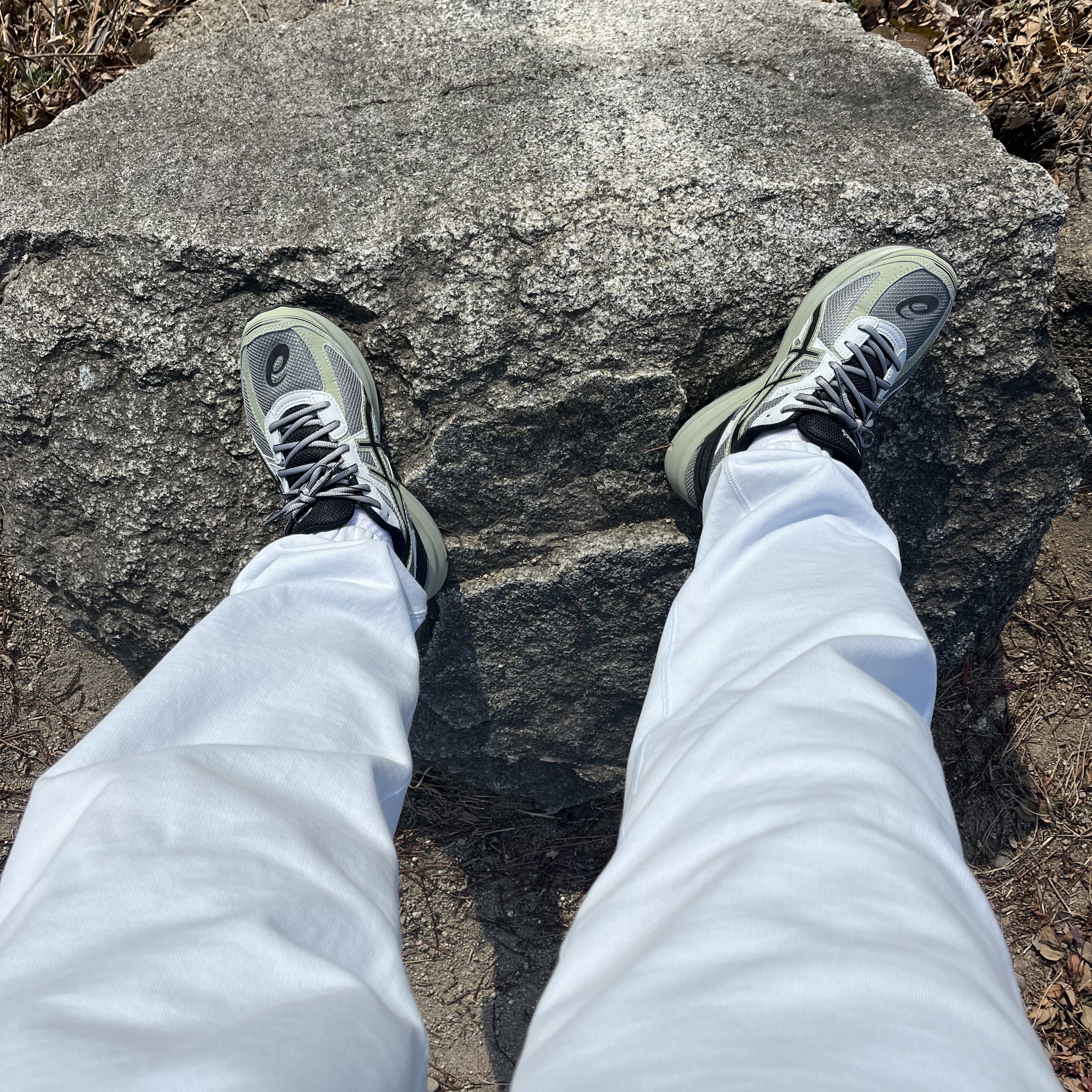 Asics Jog 100 S Sheet Rock - 2E Wide 착용 스타일