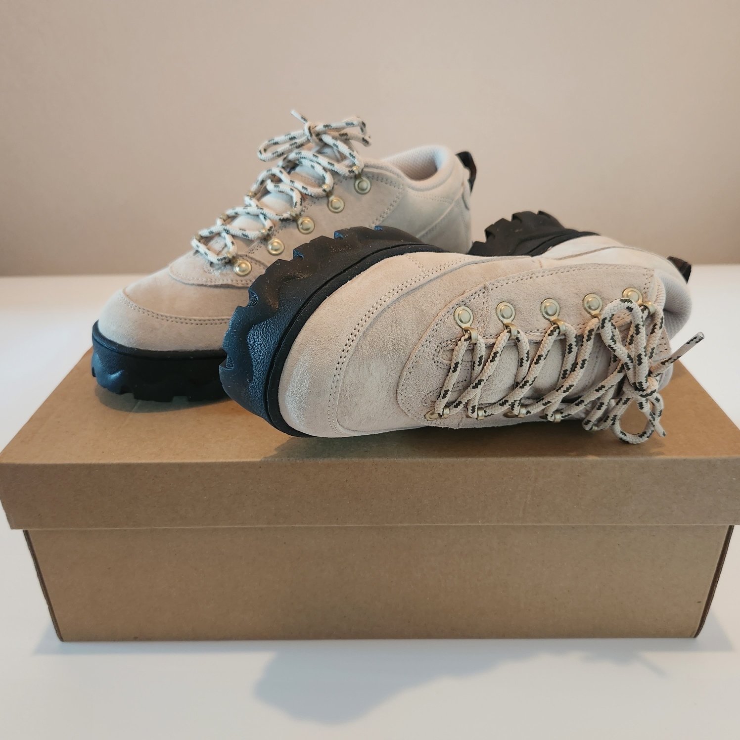 (W) Nike Lahar Low Rattan 착용 스타일 - 2