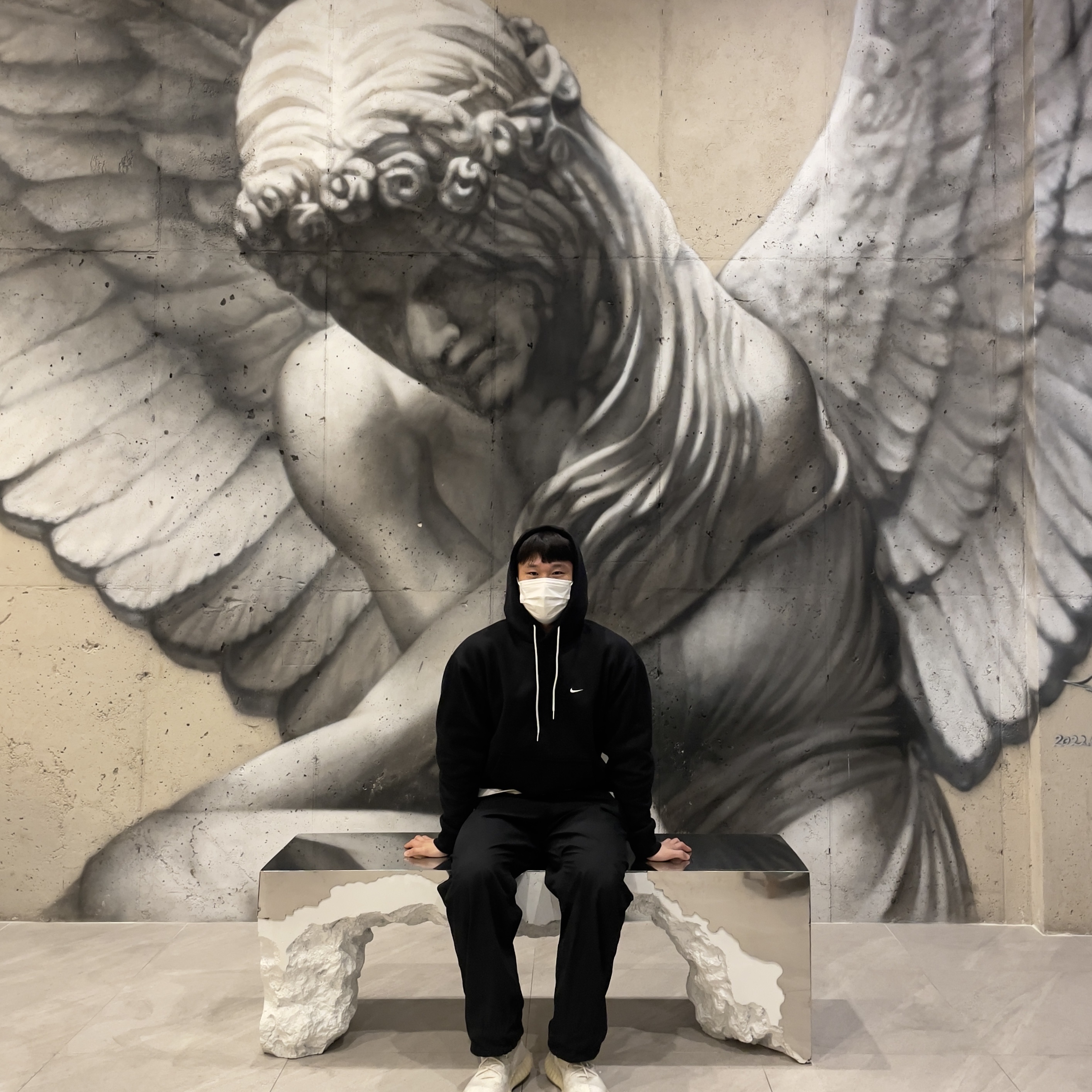 Nike NRG Solo Swoosh Fleece Hoodie Black White - Asia, Adidas Yeezy Boost 350 V2 Cream/Triple White 착용 스타일 - 1